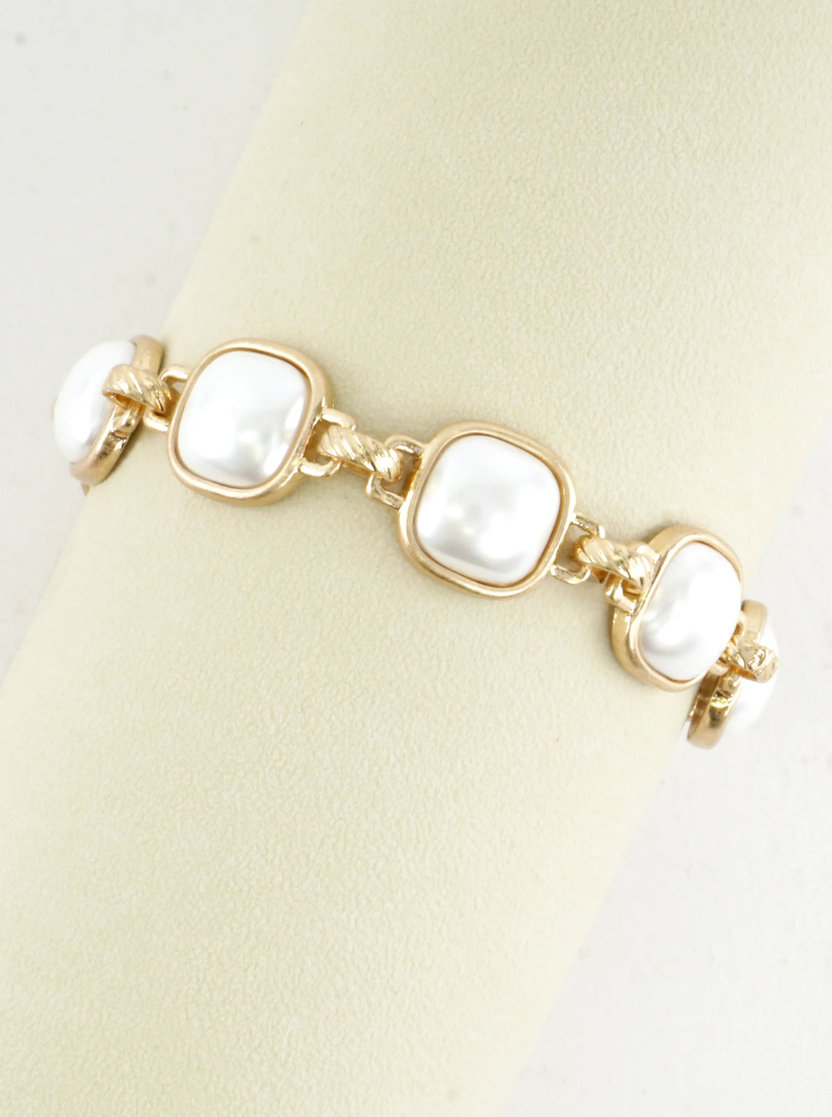 Pearlized Rectangle Chain Bracelet