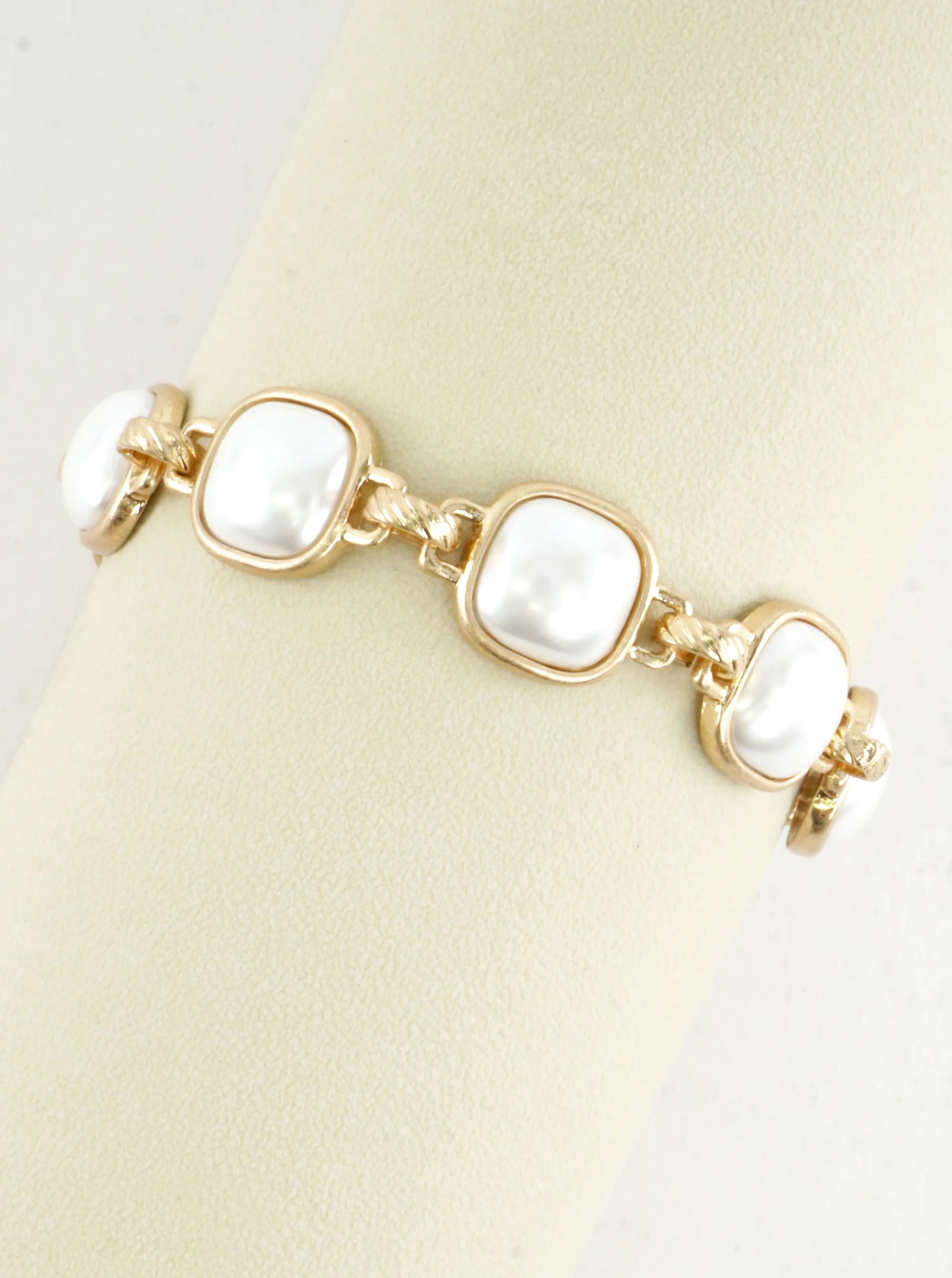 Pearlized Rectangle Chain Bracelet