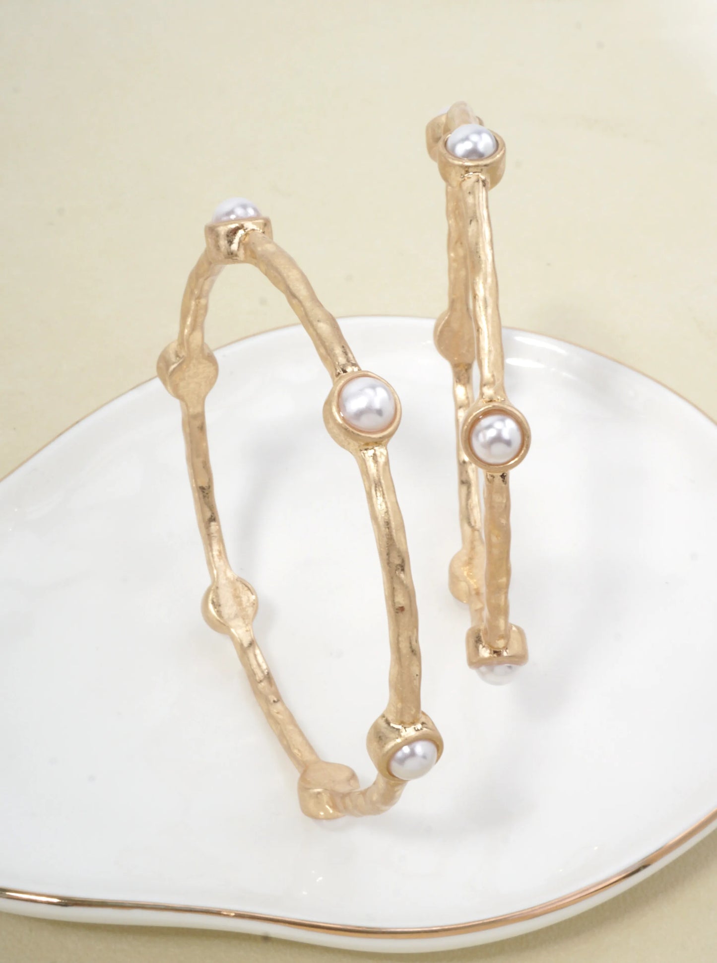 Hammered Stone Accented Bangle Bracelet