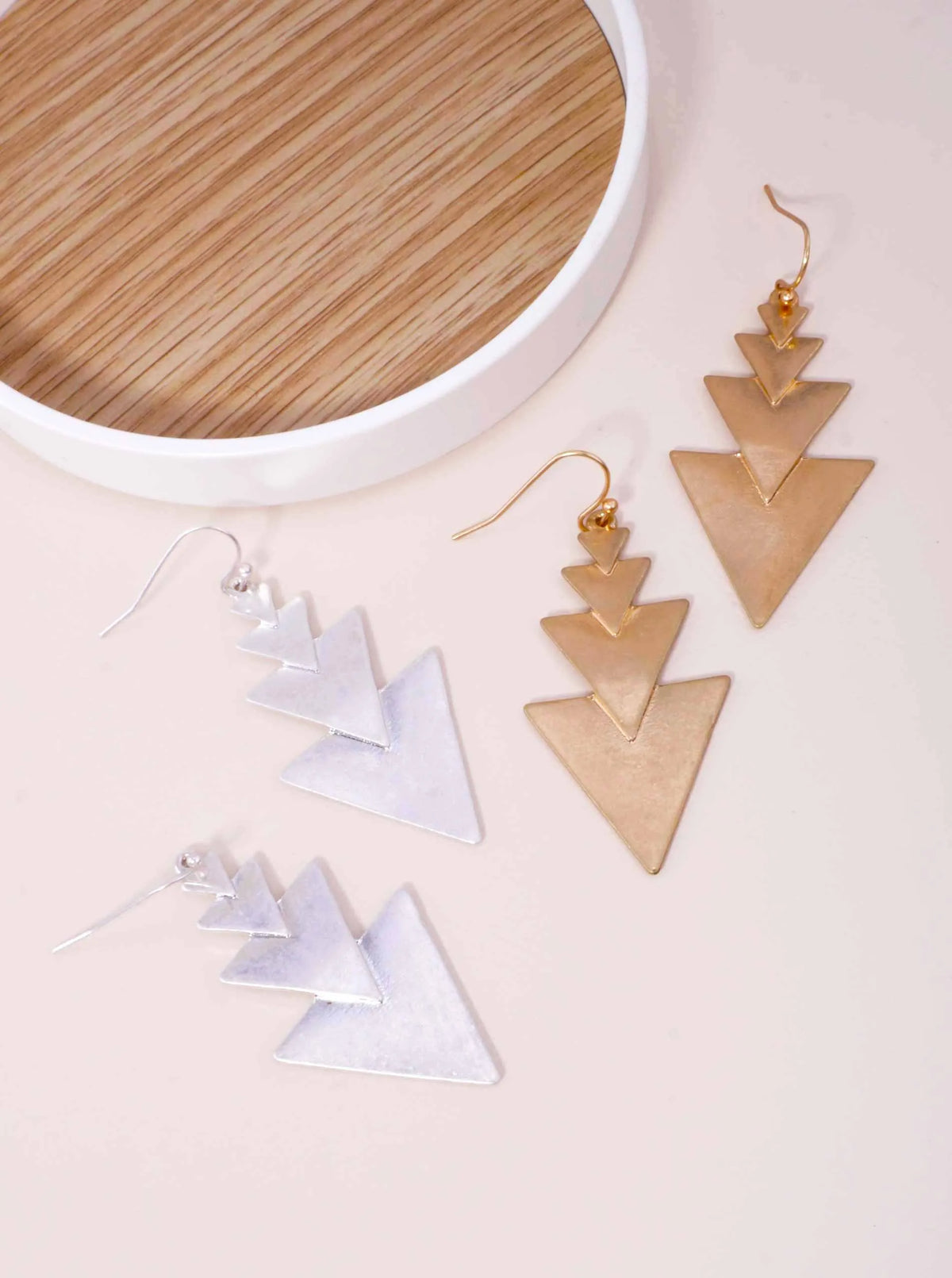 Layered-Triangle-Matte-Hook-Drop-Earrings-33-HE2090-WG-2-73F2HP23093726K0255.jpg