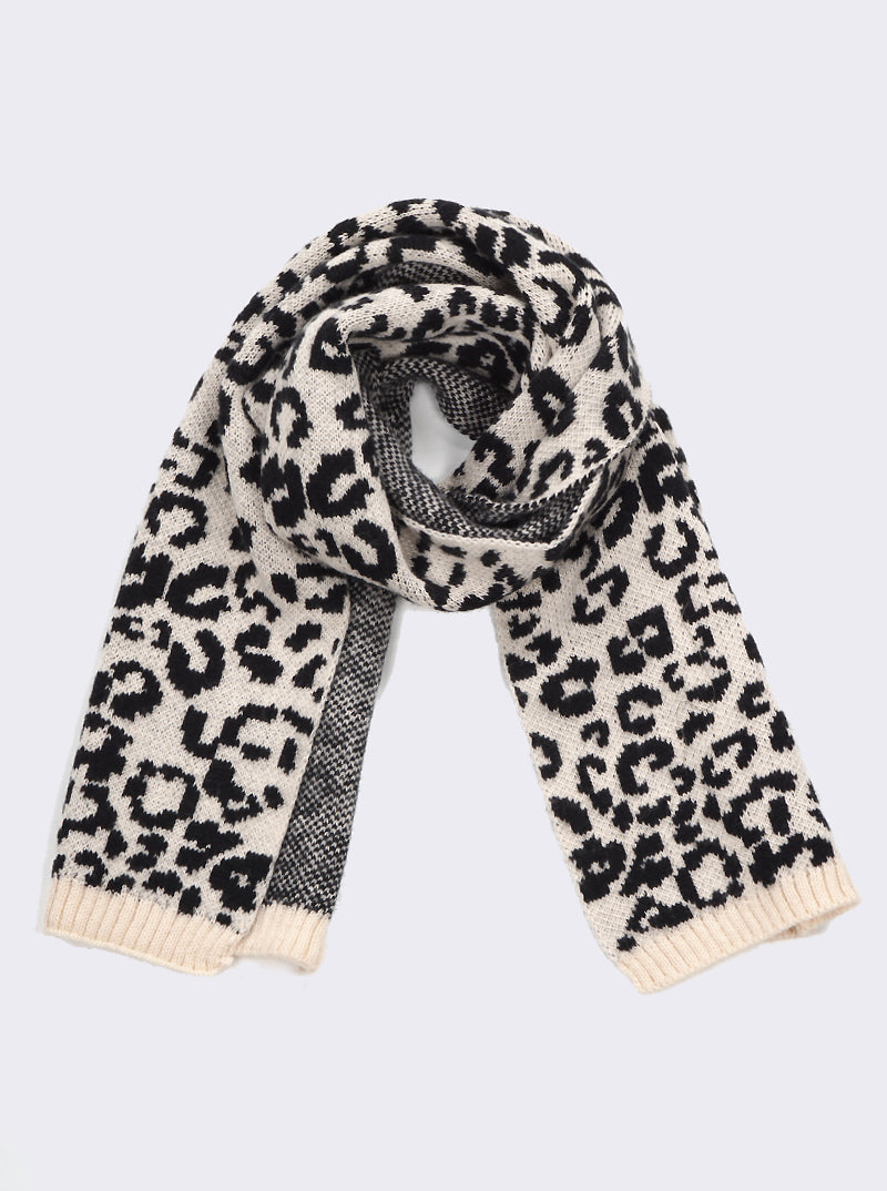 Leopard Pattern Oblong Scarf