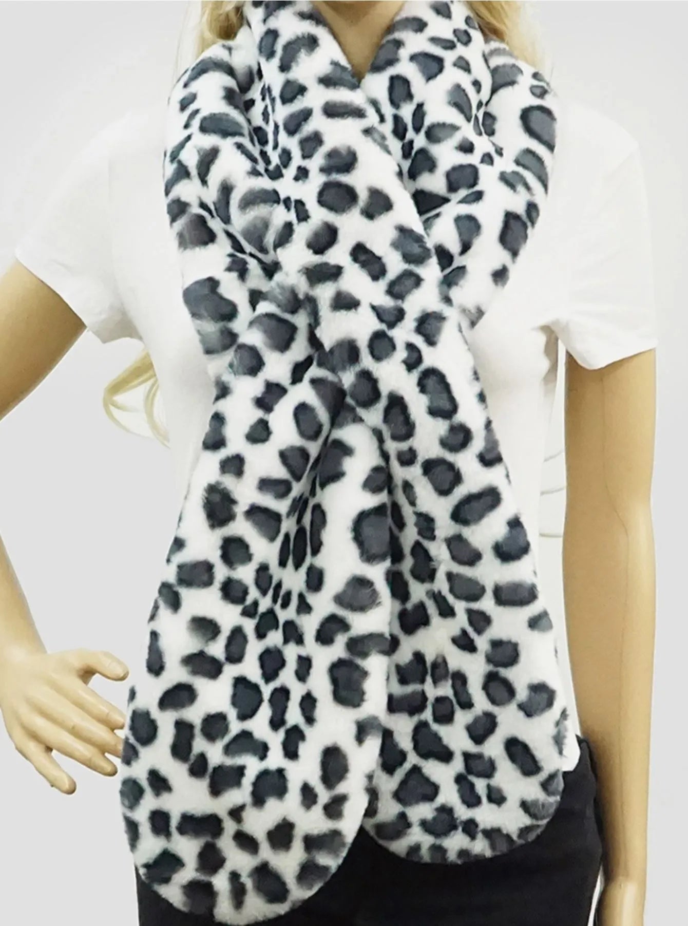 Leopard Animal Print Faux Fur Shawl Scarf
