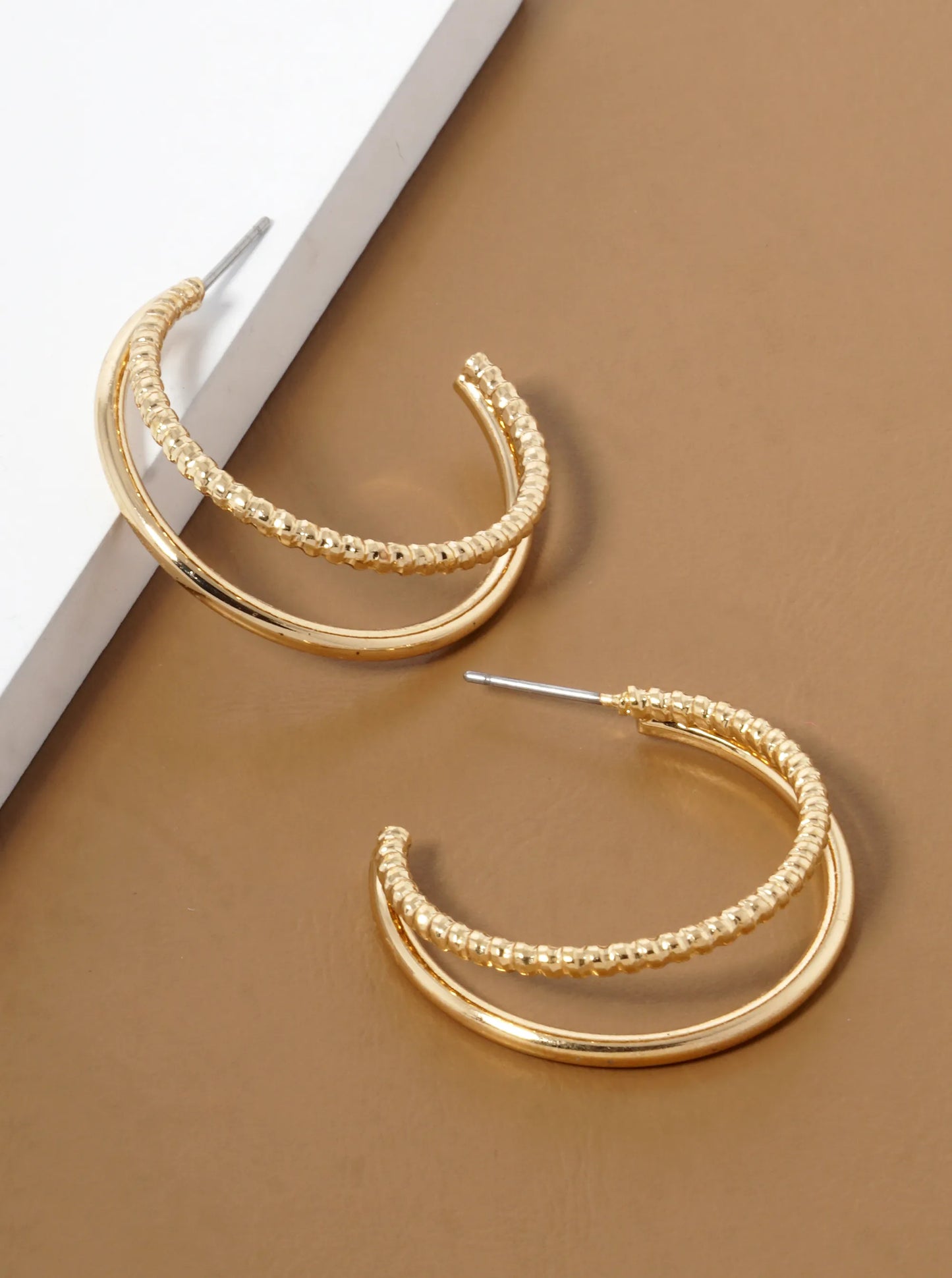 Lightweight Textured 25mm Metal Double Hoop Earrings