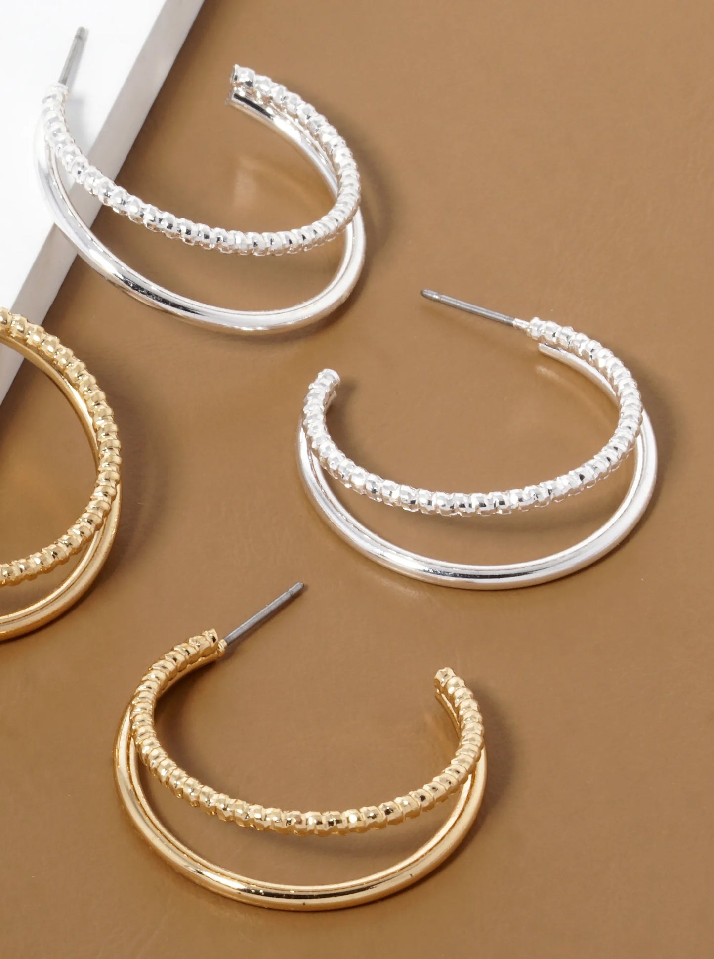 Lightweight Textured 25mm Metal Double Hoop Earrings