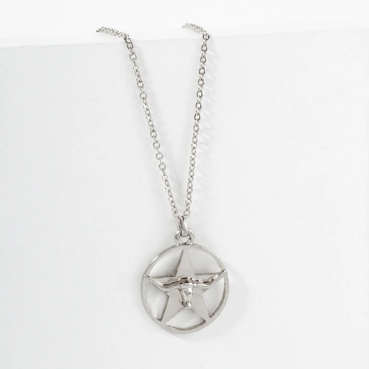 Longhorn Head And Star Overlay Western Medallion Pendant Necklace