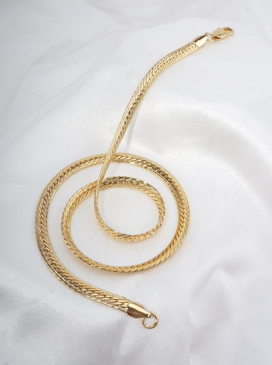Luxe Textured Snake Necklace