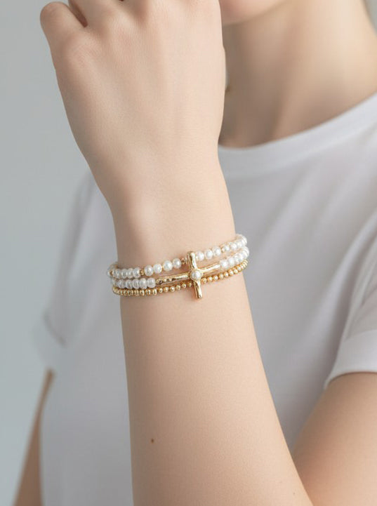 Hammered Cross Stretch Pearlized Bracelet