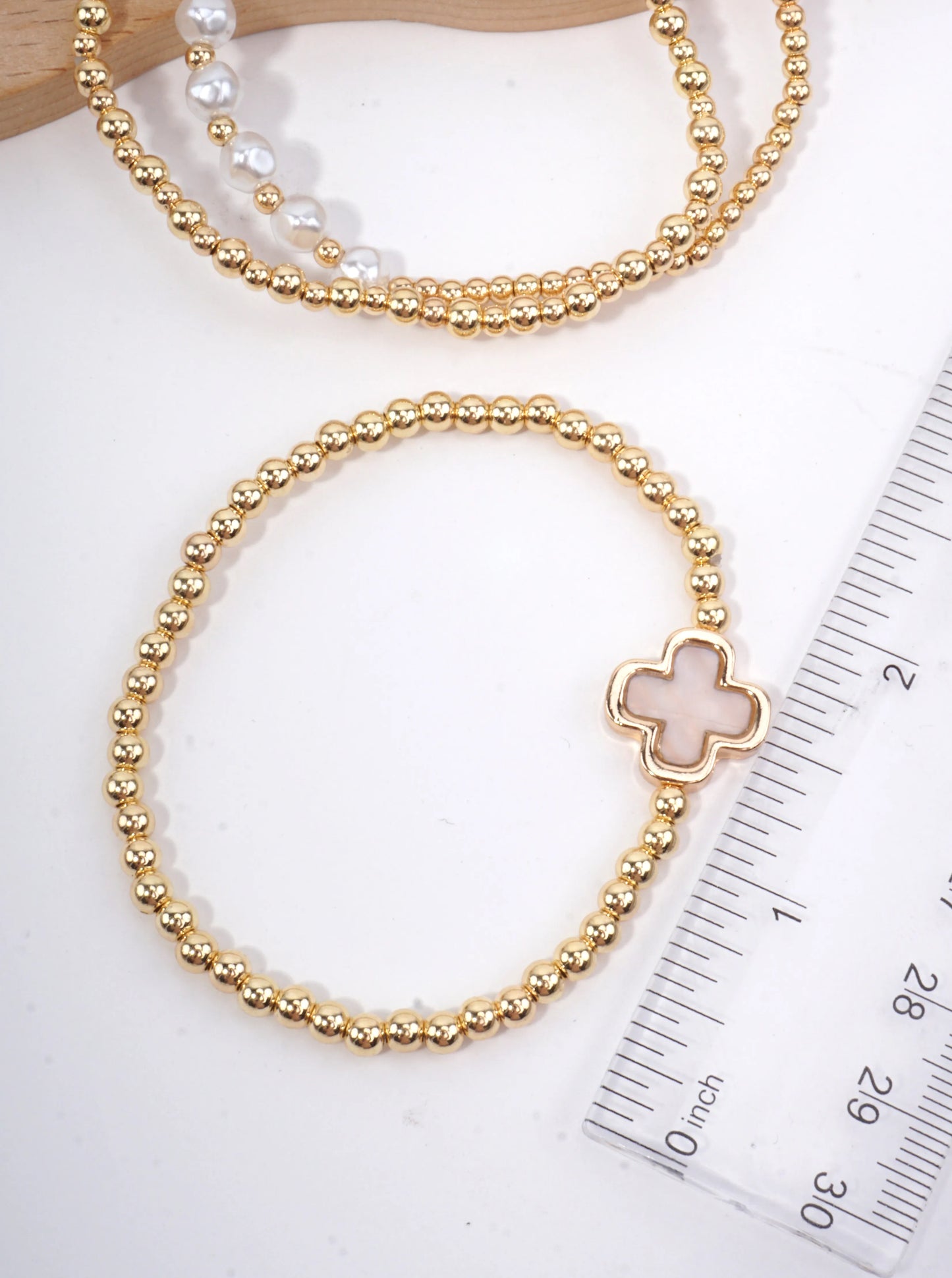 Adjustable Quatrefoil Enameled Stretch Bracelet