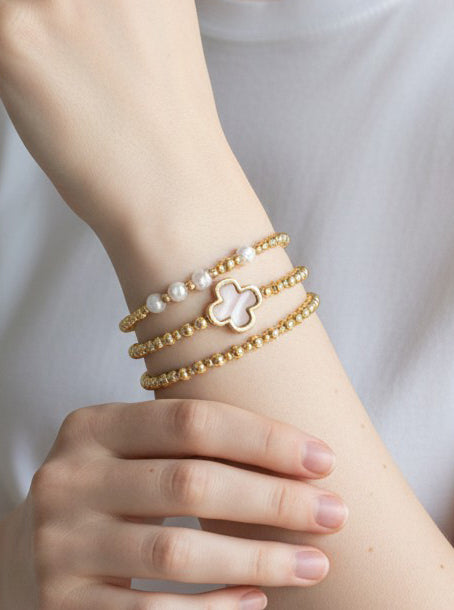 Adjustable Quatrefoil Enameled Stretch Bracelet