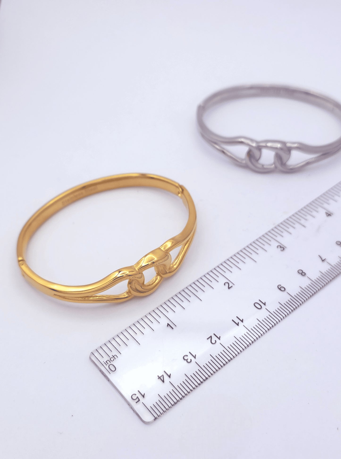 Modern Link Design Bangle Bracelet