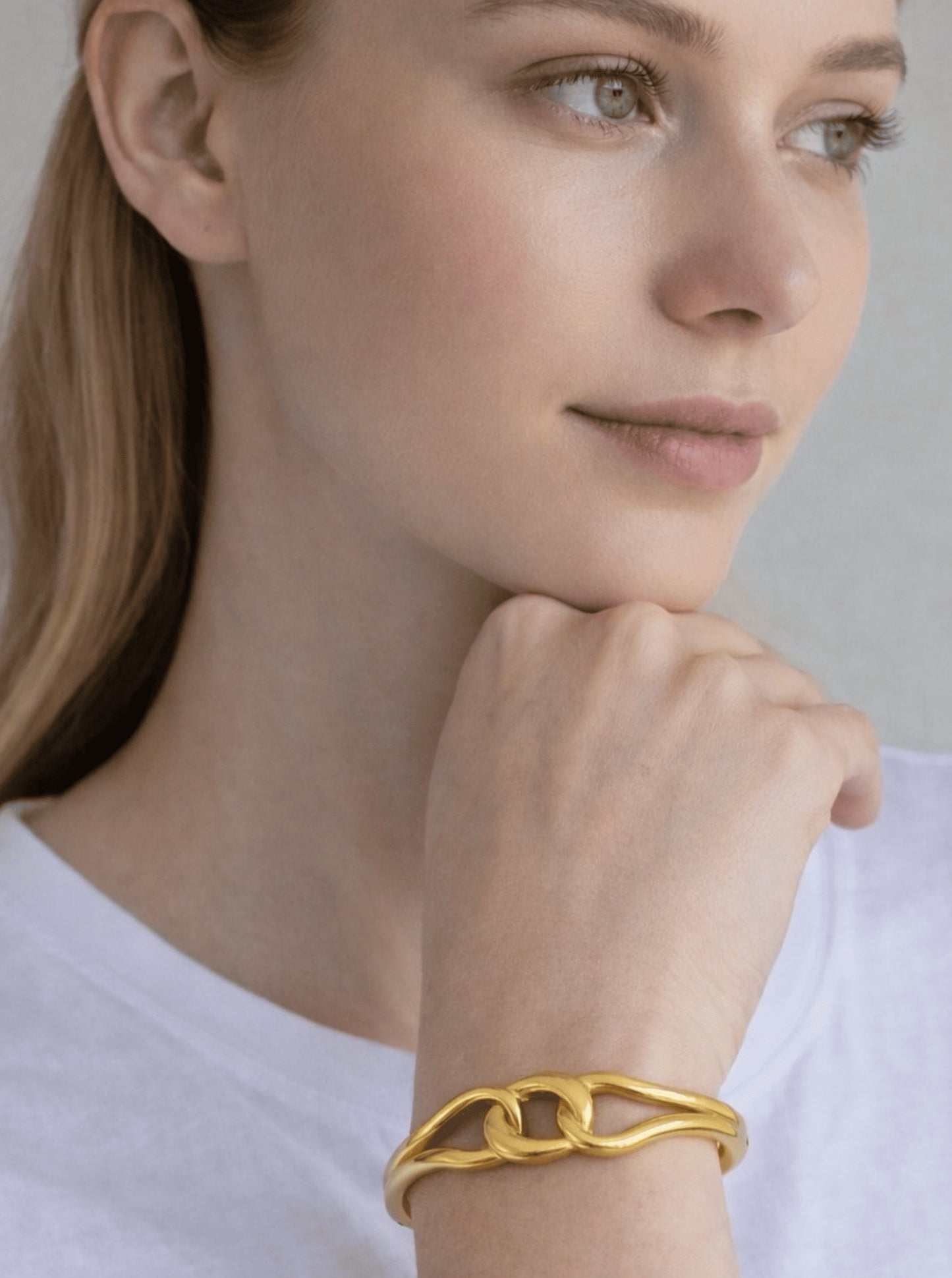 Modern Link Design Bangle Bracelet