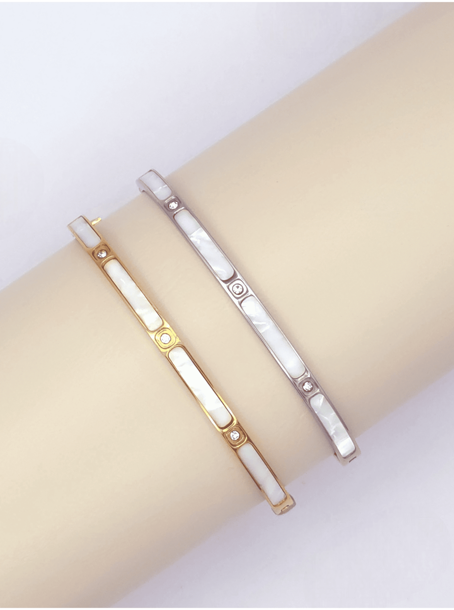 Hinged Oval Polished Bangle Bracelet