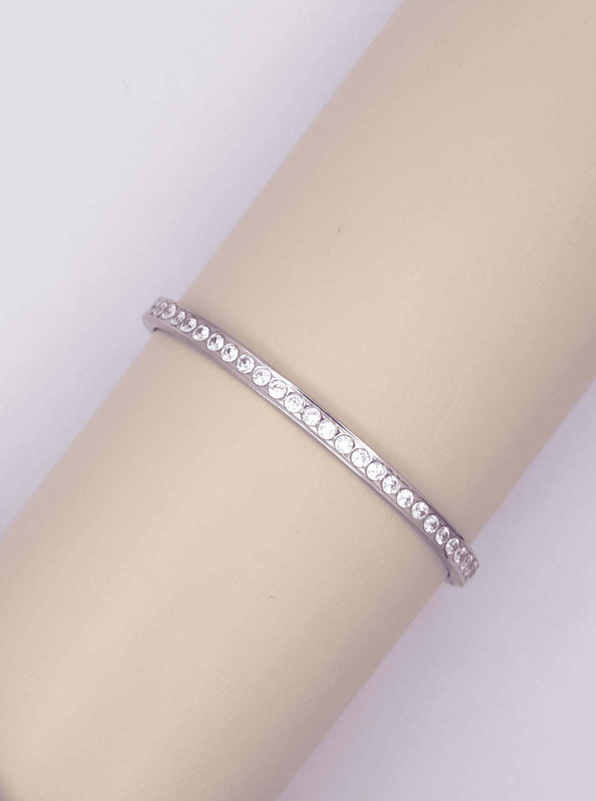 Hinged Modern Classic Bangle Bracelet