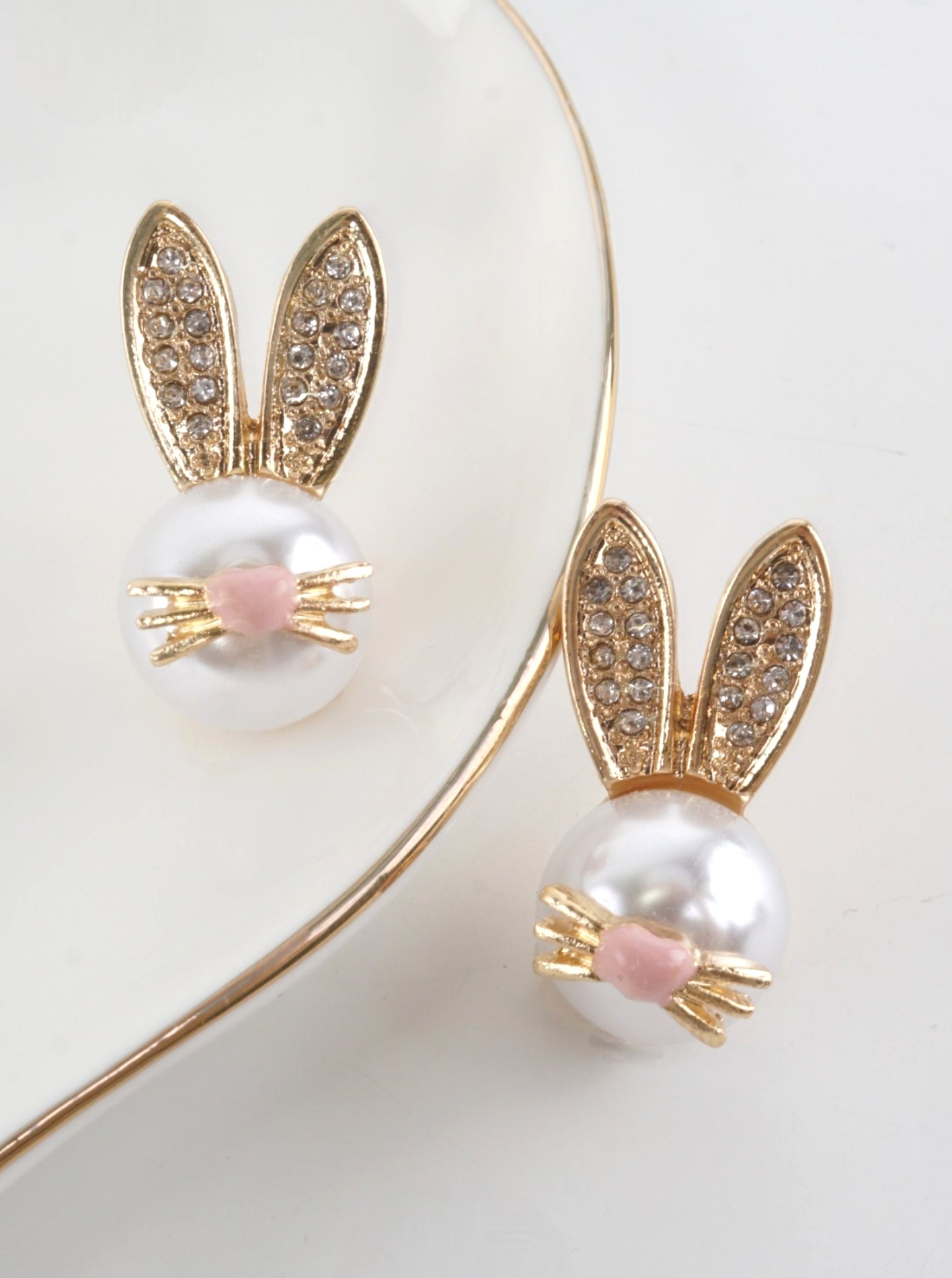 Bunny Pearlized Crystal Stud Earrings