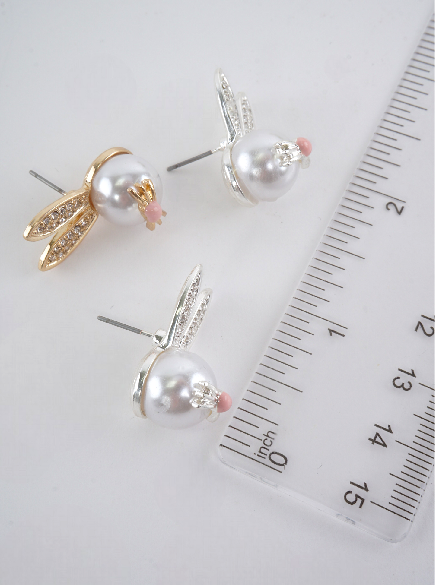 Bunny Pearlized Crystal Stud Earrings