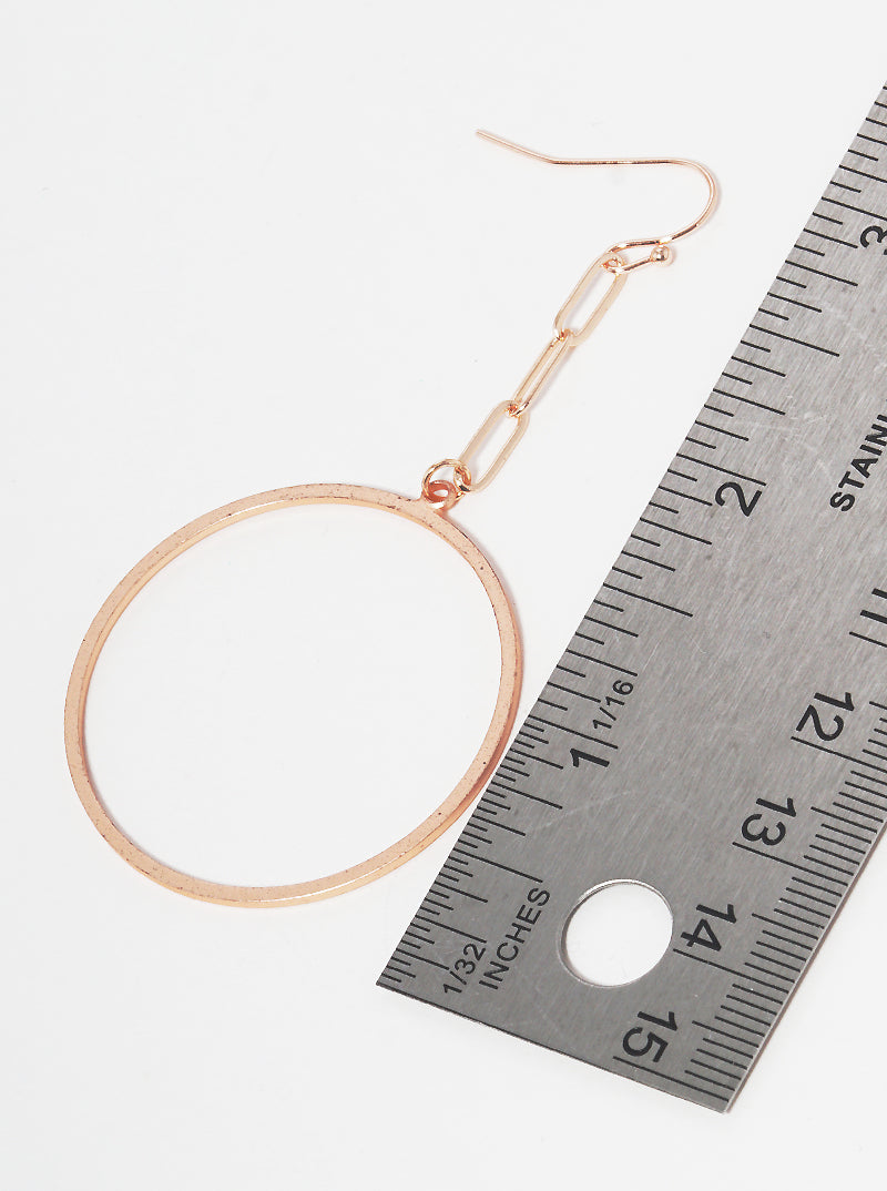 METAL CHAIN WITH HOLLOW ROUND DANGLE DROP EARRINGS