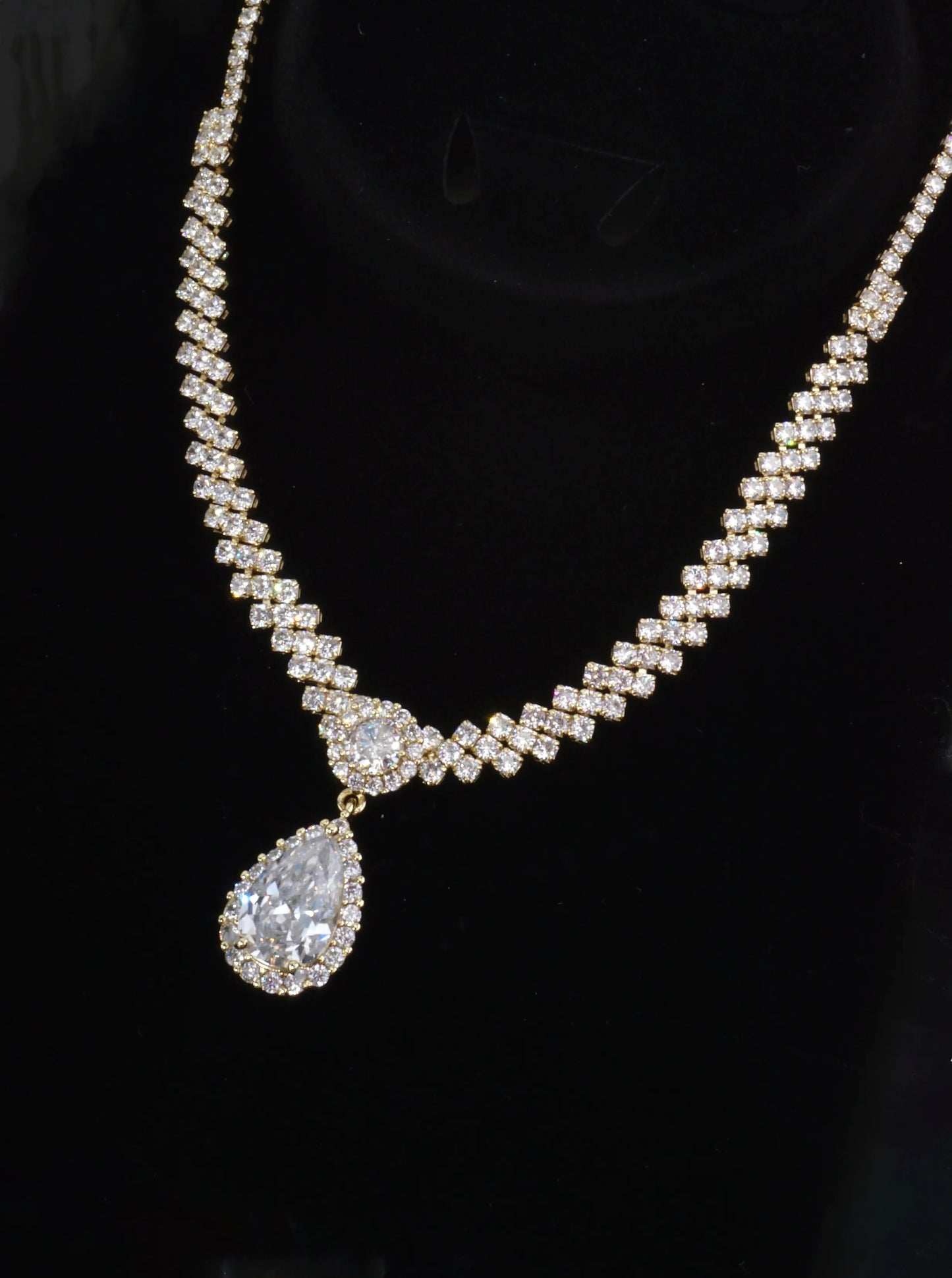 Teardrop Pave Tennis Necklace Design
