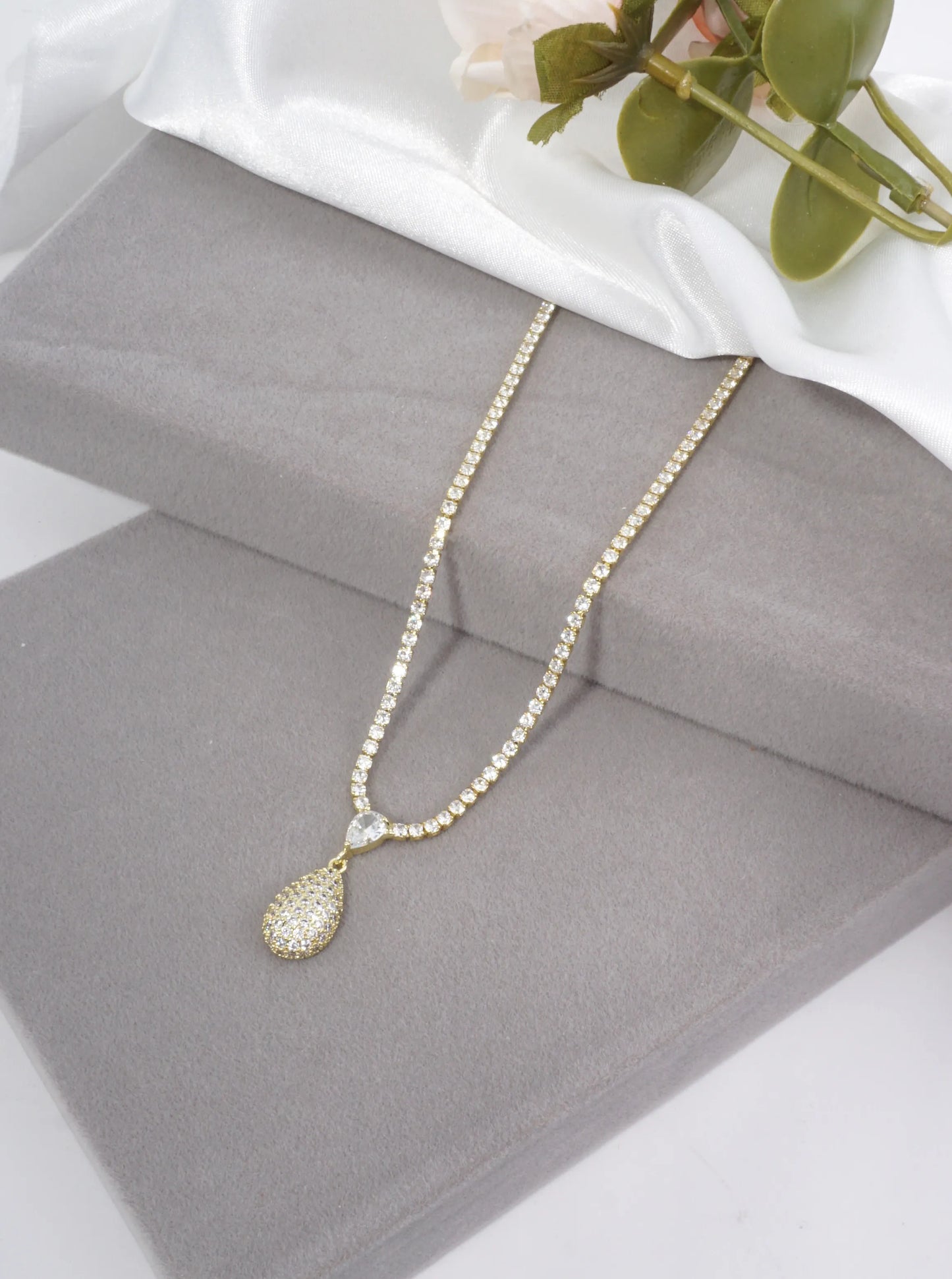 Sculptural Pave Teardrop Tennis Necklace