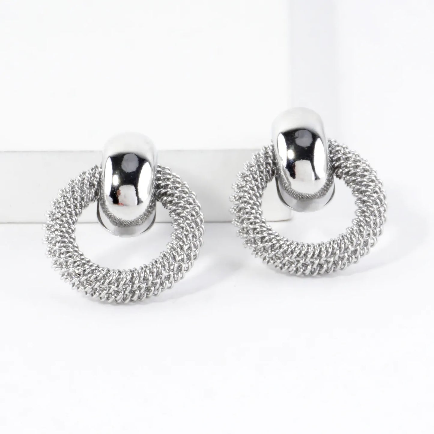 Mesh Doorknocker Post Brass Earrings