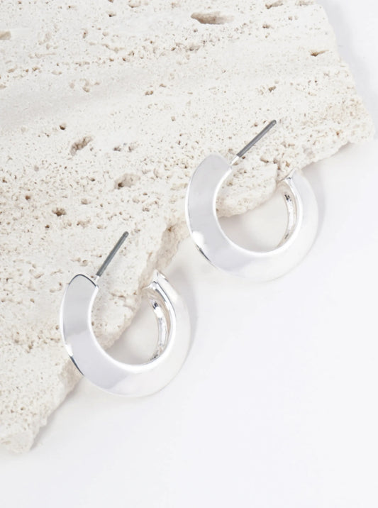 Metal 20mm Bevel Edge Hoop Earrings