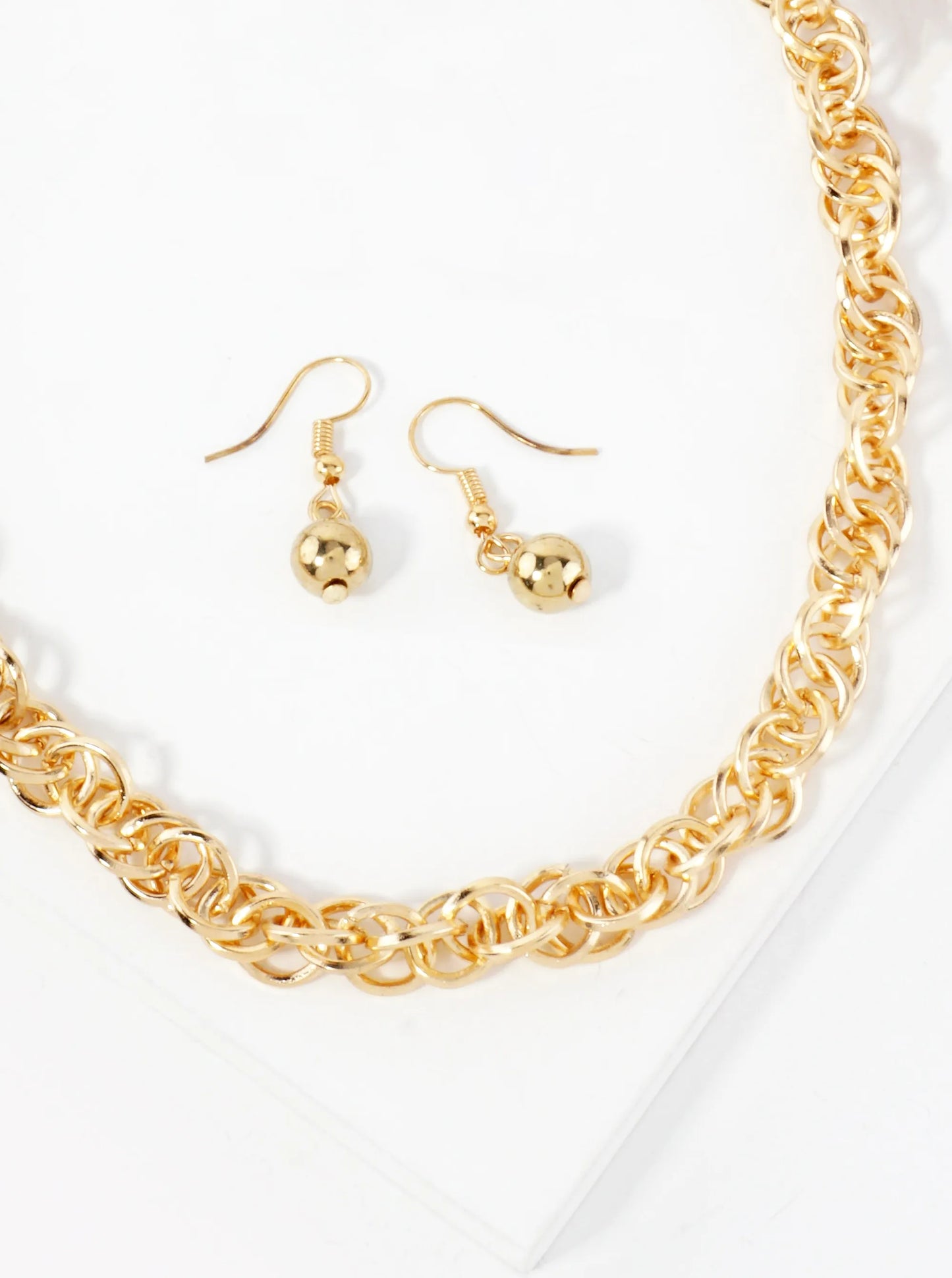 Metal 9mm Interwoven Statement Chain Necklace Set-with-Earrings