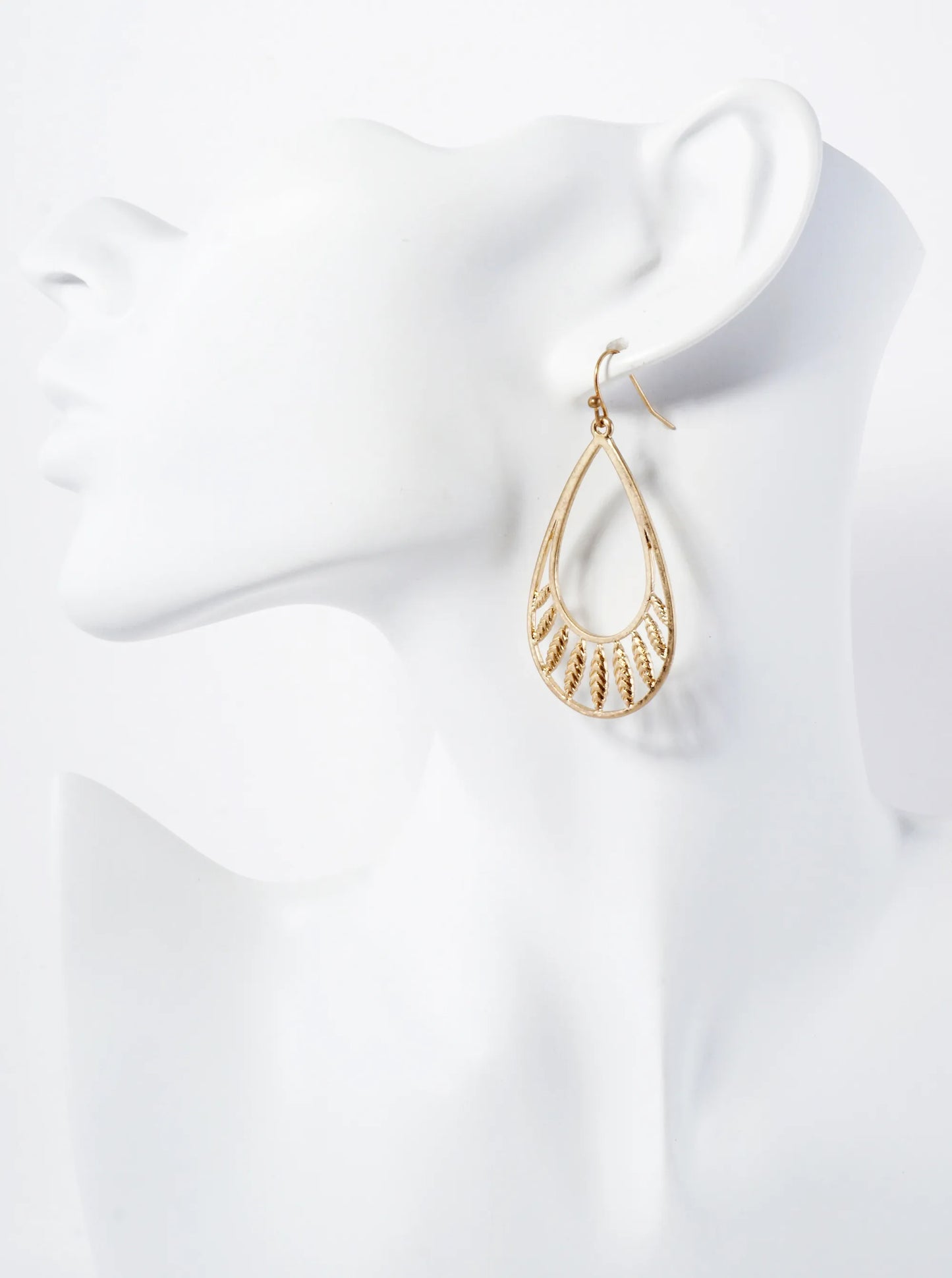Metal Chevron Textured Teardrop Dangle Earrings