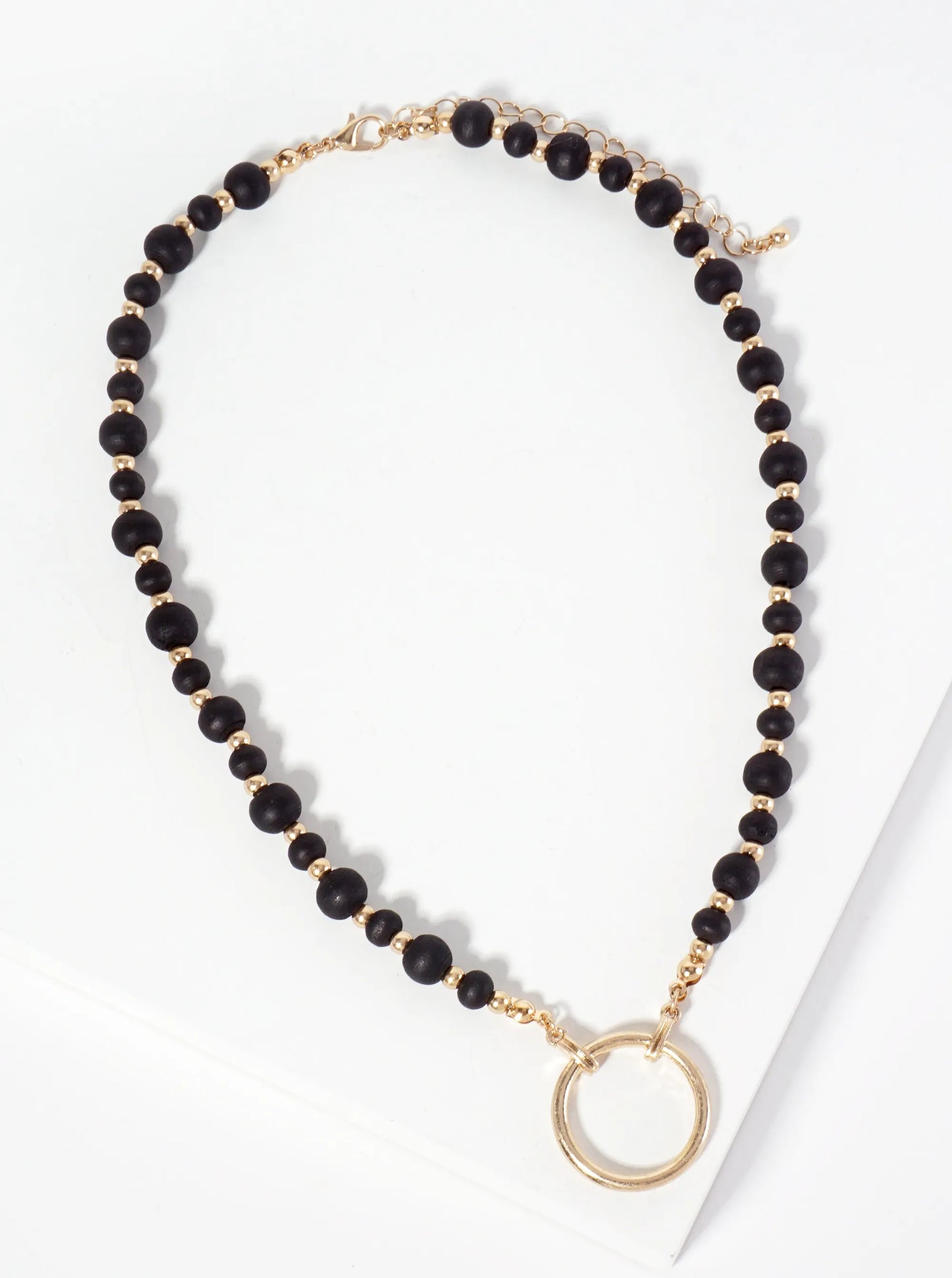 Metal Circle Pendant Color-Coated Wood-Beaded Chain Necklace