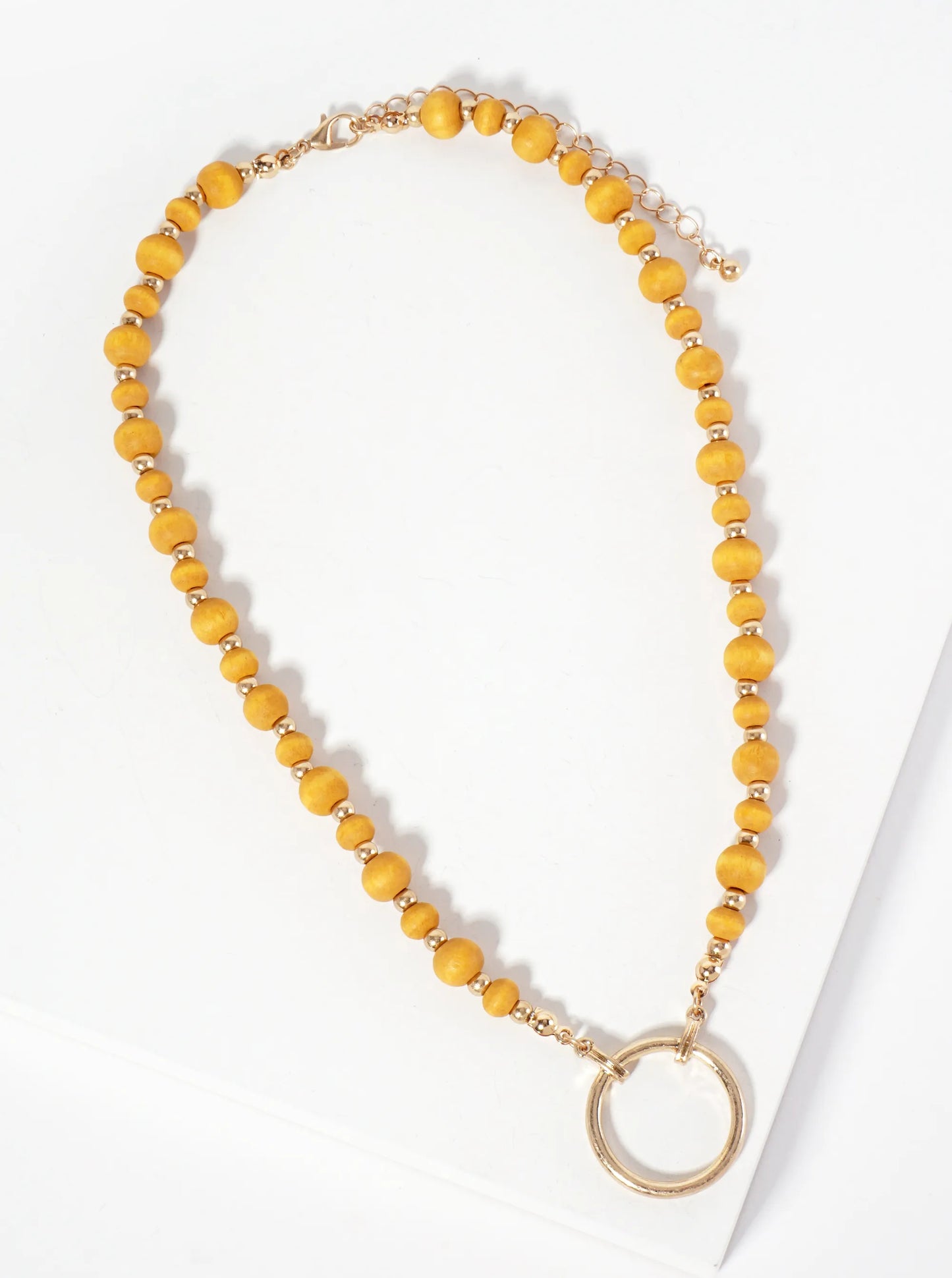 Metal Circle Pendant Color-Coated Wood-Beaded Chain Necklace