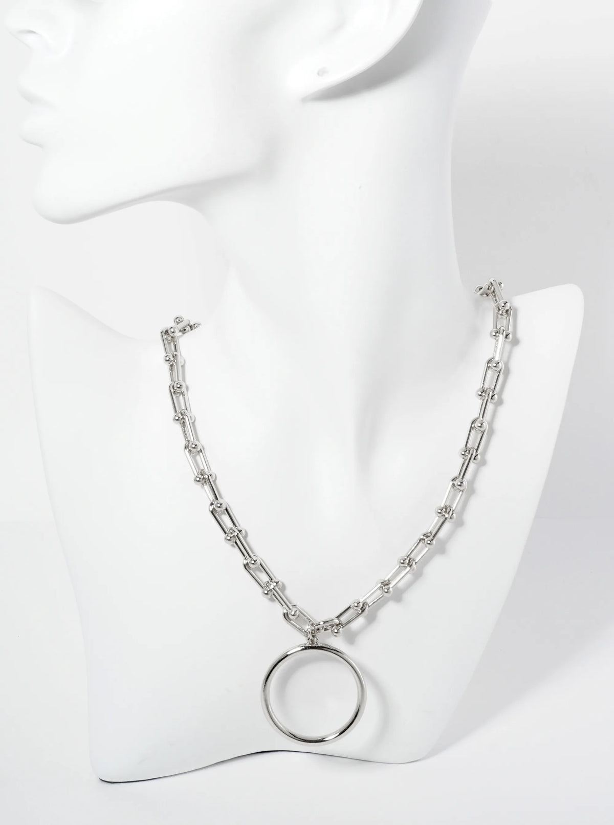 Metal Circle Pendant With HardWear Chain Necklace