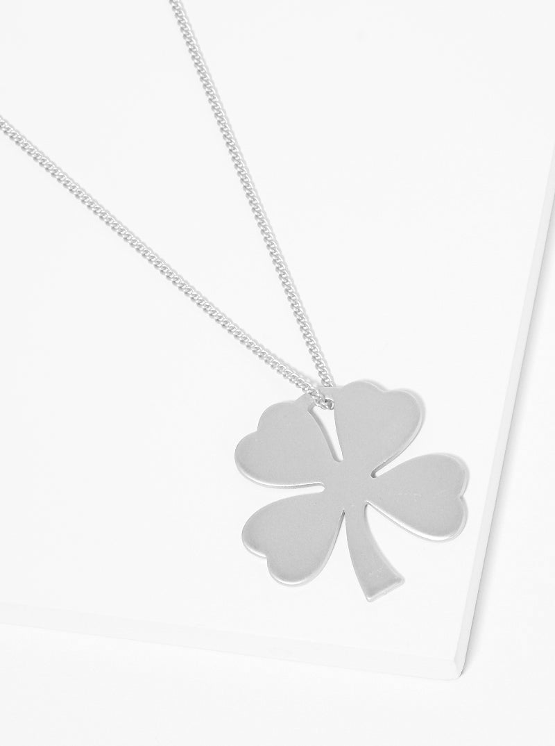 Metal Clover Pendant Long Necklace