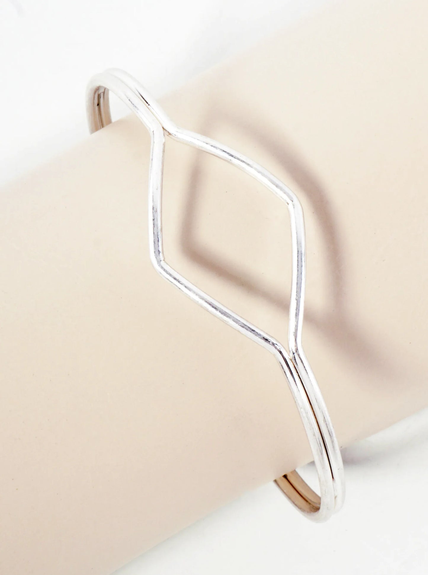 Metal Diamond-Shape Accents Geometric Vintage Open Cuff Bracelet