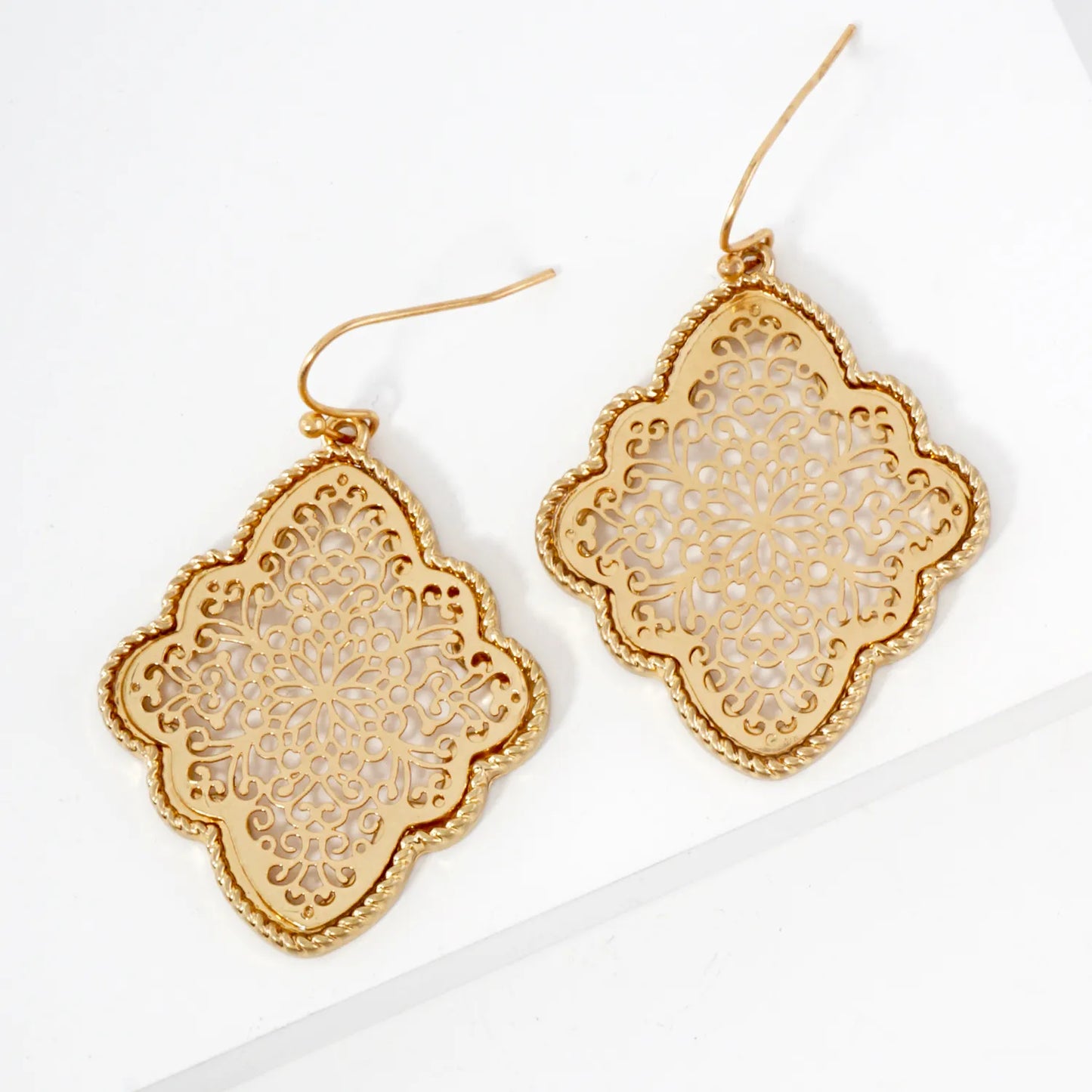 Metal Filigree Quatrefoil Dangle Earrings