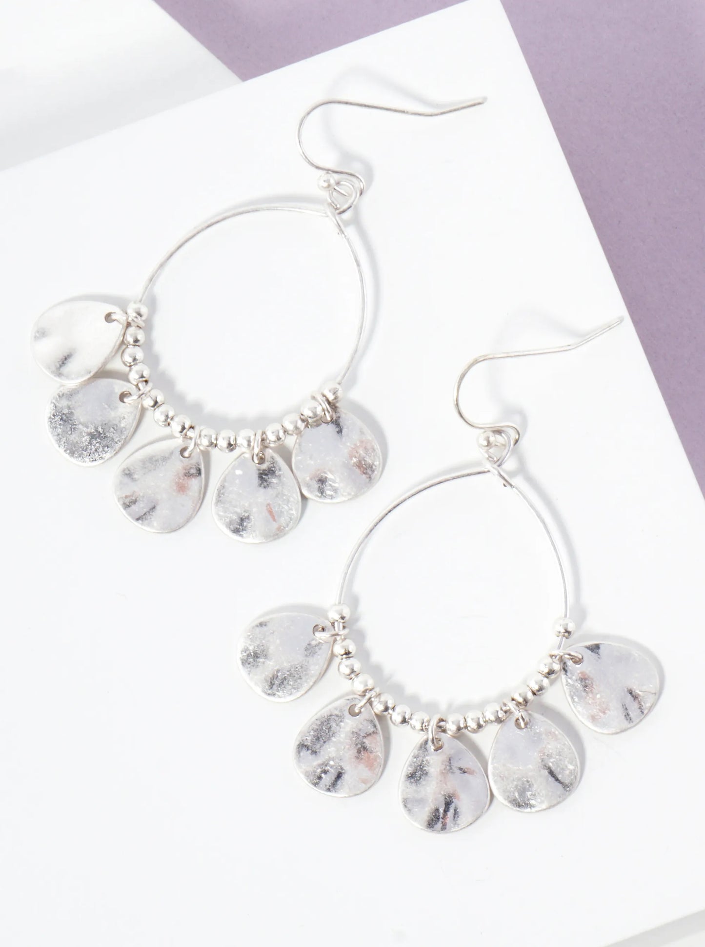 Metal Hammered-Texture Teardrop Charms Adorning Wire Circle Earrings