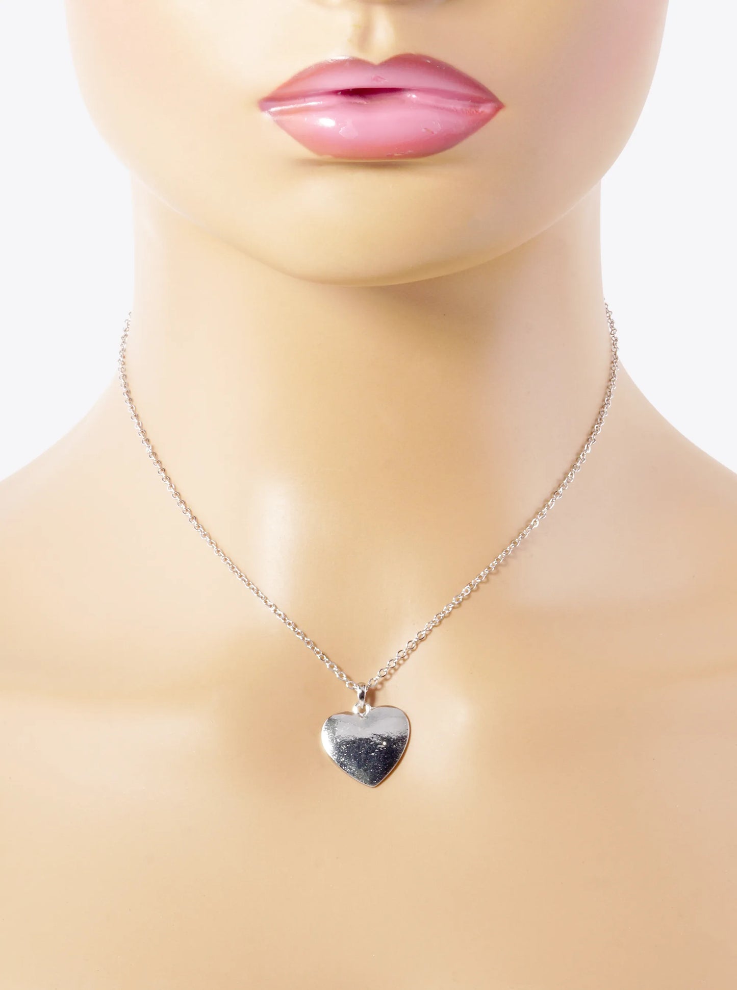 Metal Heart Pendant Necklace