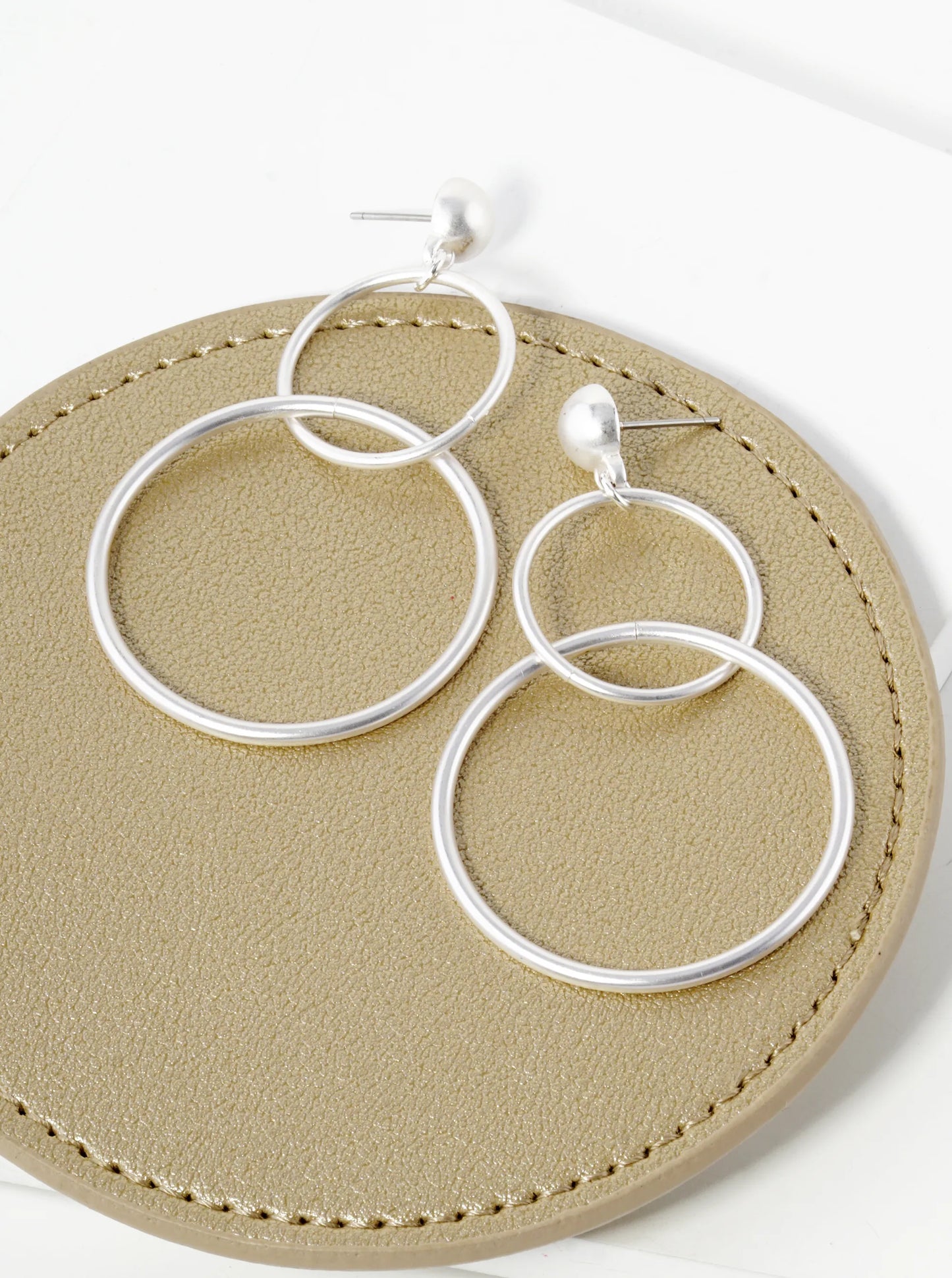 Metal Interlocking Double Circle Drop Dangle Post Earrings