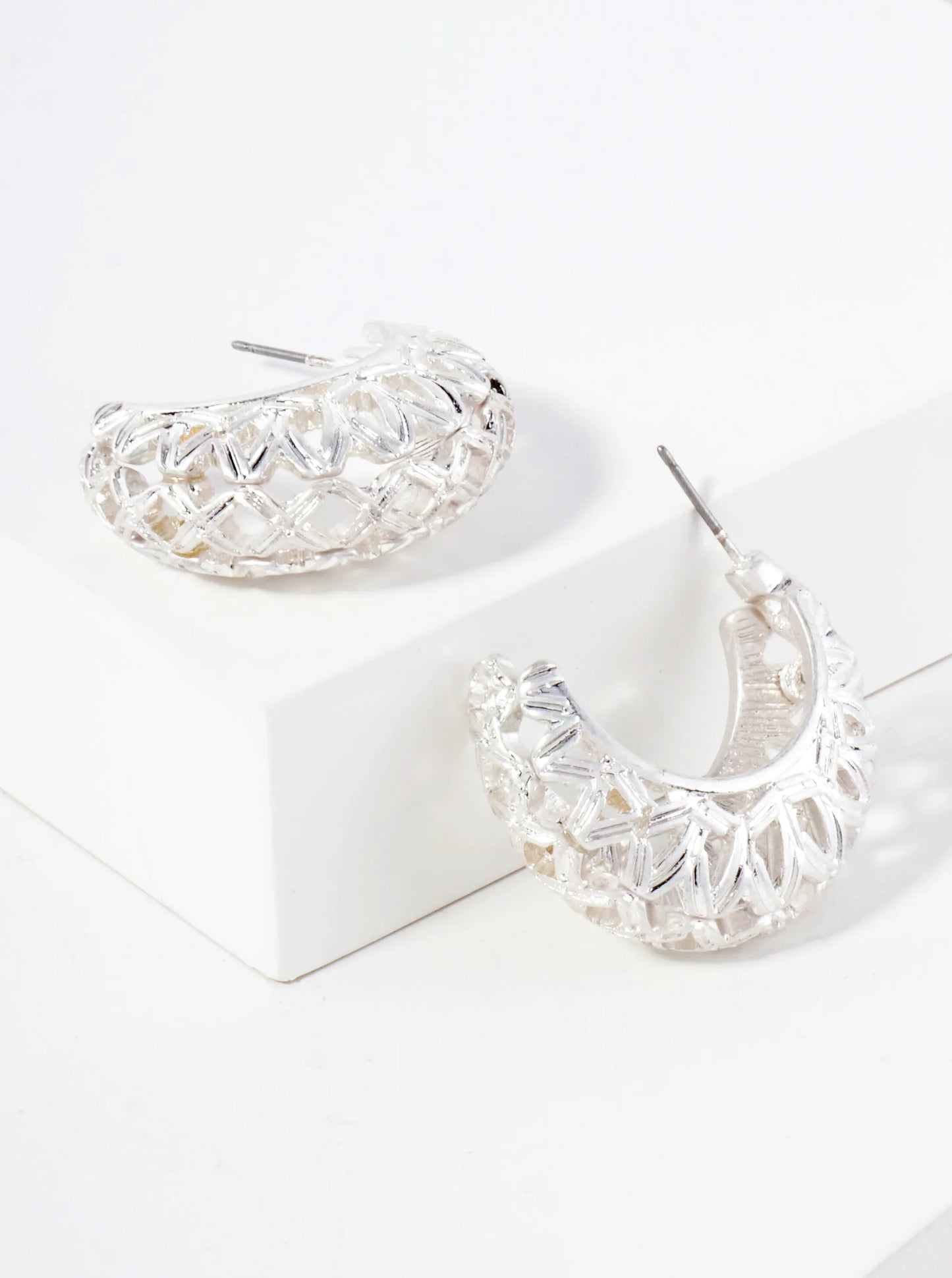 Metal Lattice Pattern 30mm Filigree Open Hoop Earrings With-Titanium-Post