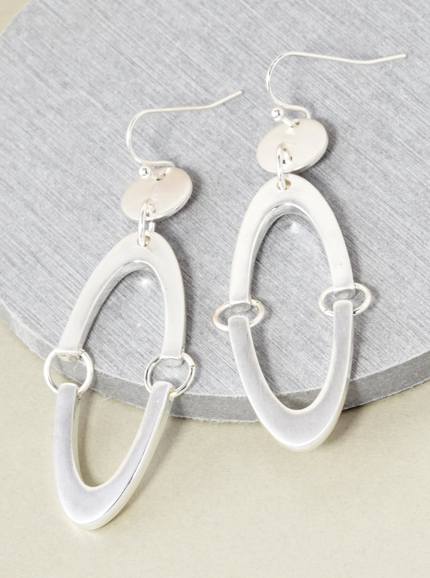 Metal Linked Oval Drop Dangle Earrings