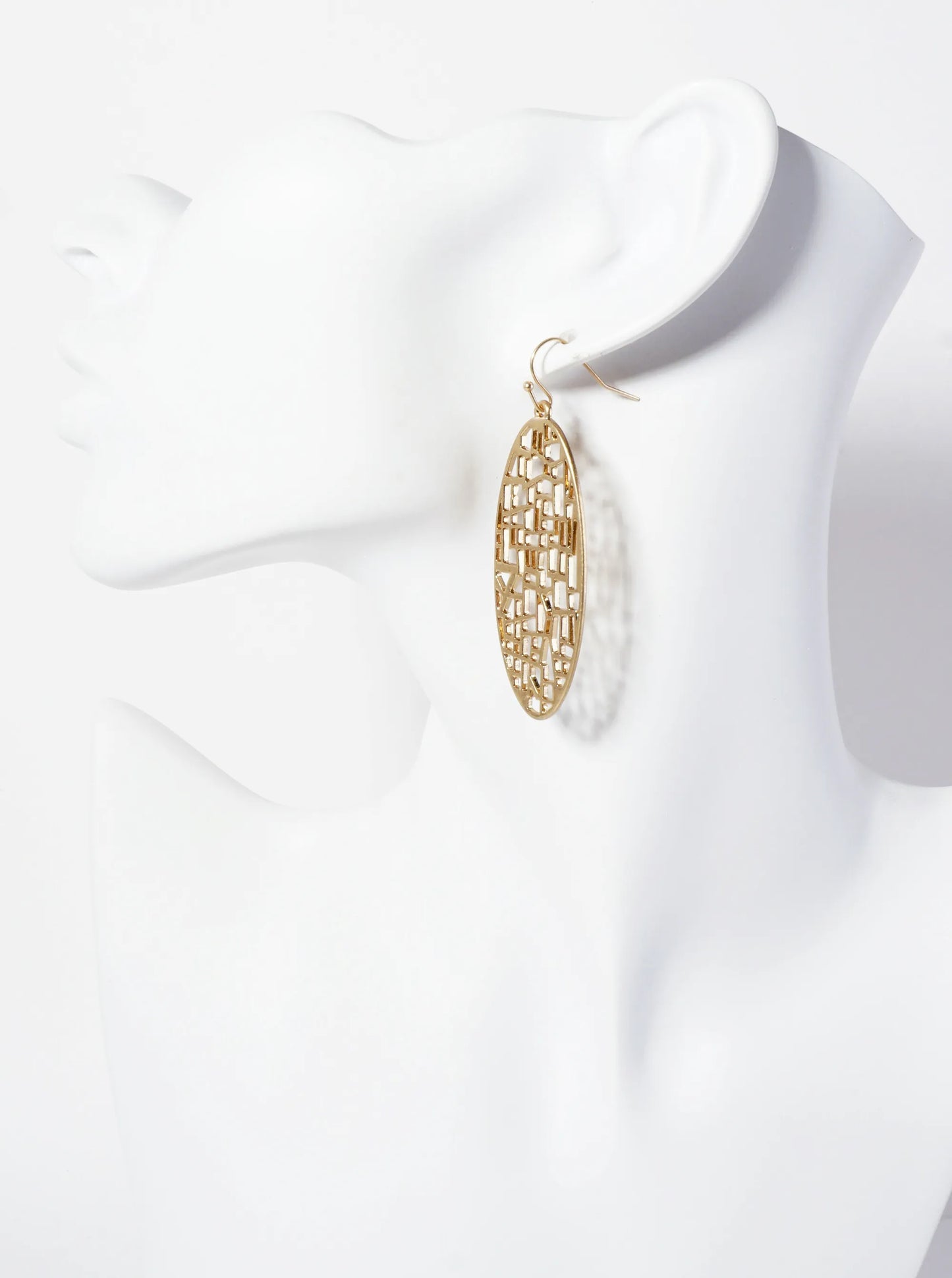 Metal Oval-Shape Geometric Filigree Dangle Earrings