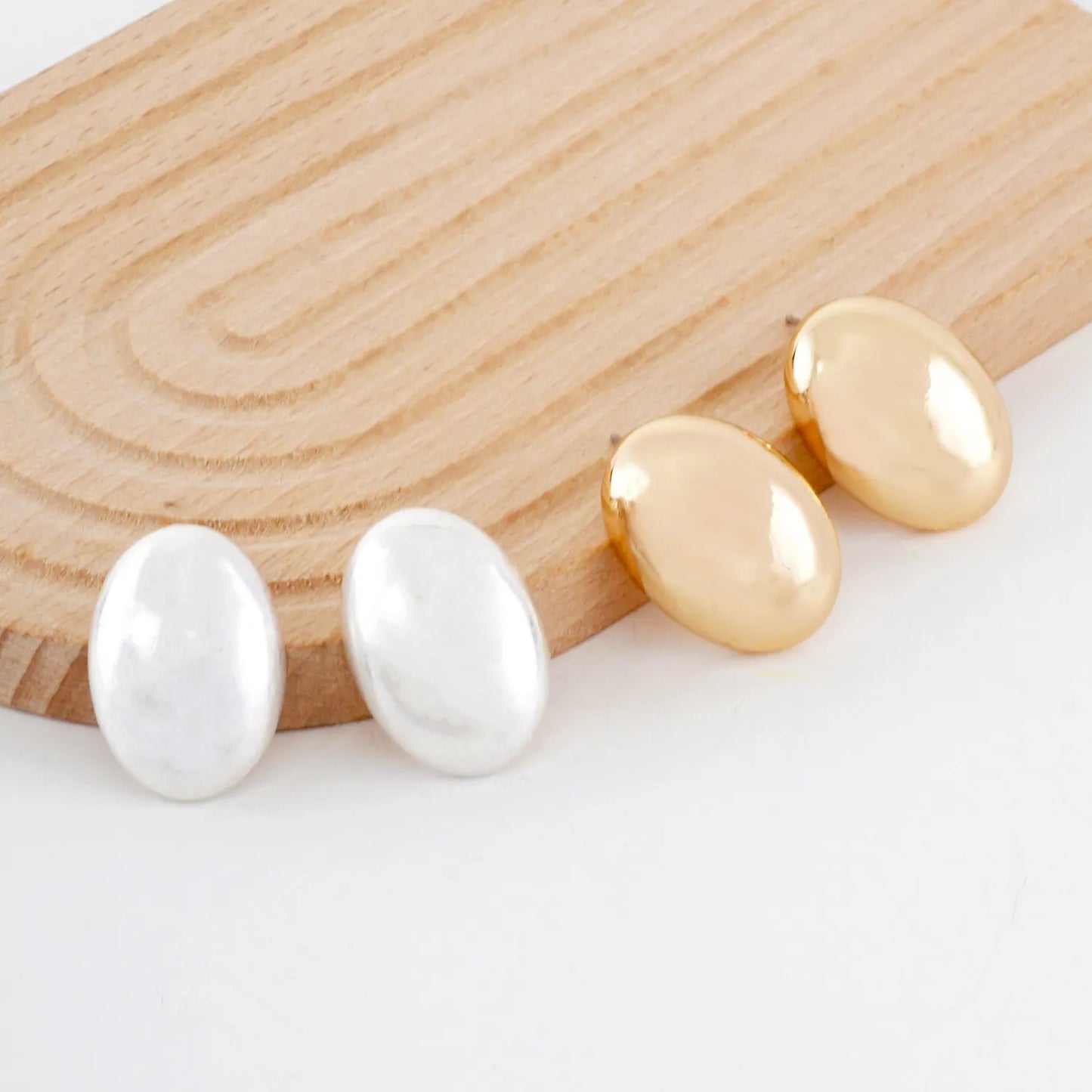 Metal Oval Shape Stud Earrings With-Titanium-Post