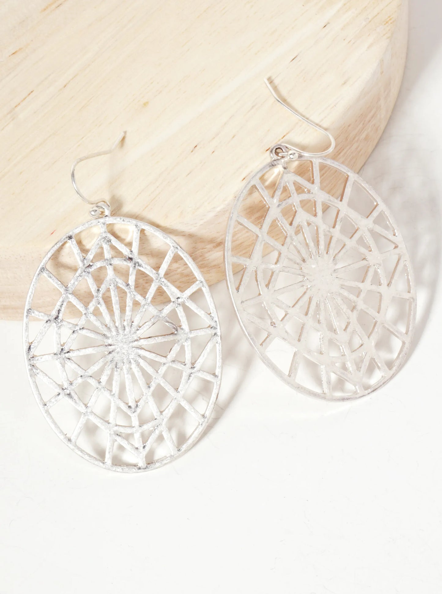 Metal Oval-Shaped Filigree Dangle Earrings