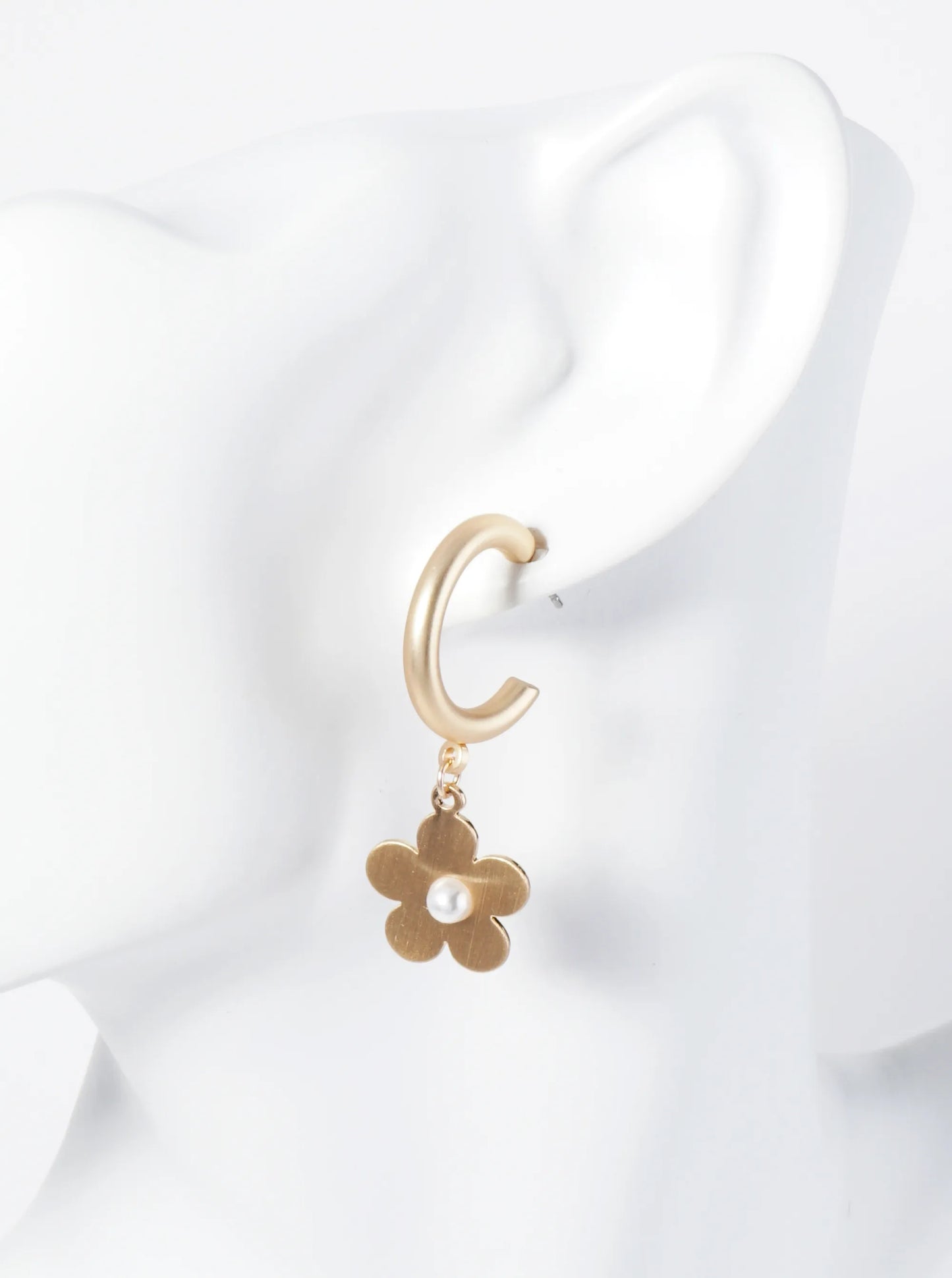 Metal Pearl Flower Dangle Drop 20mm Hoop Earrings