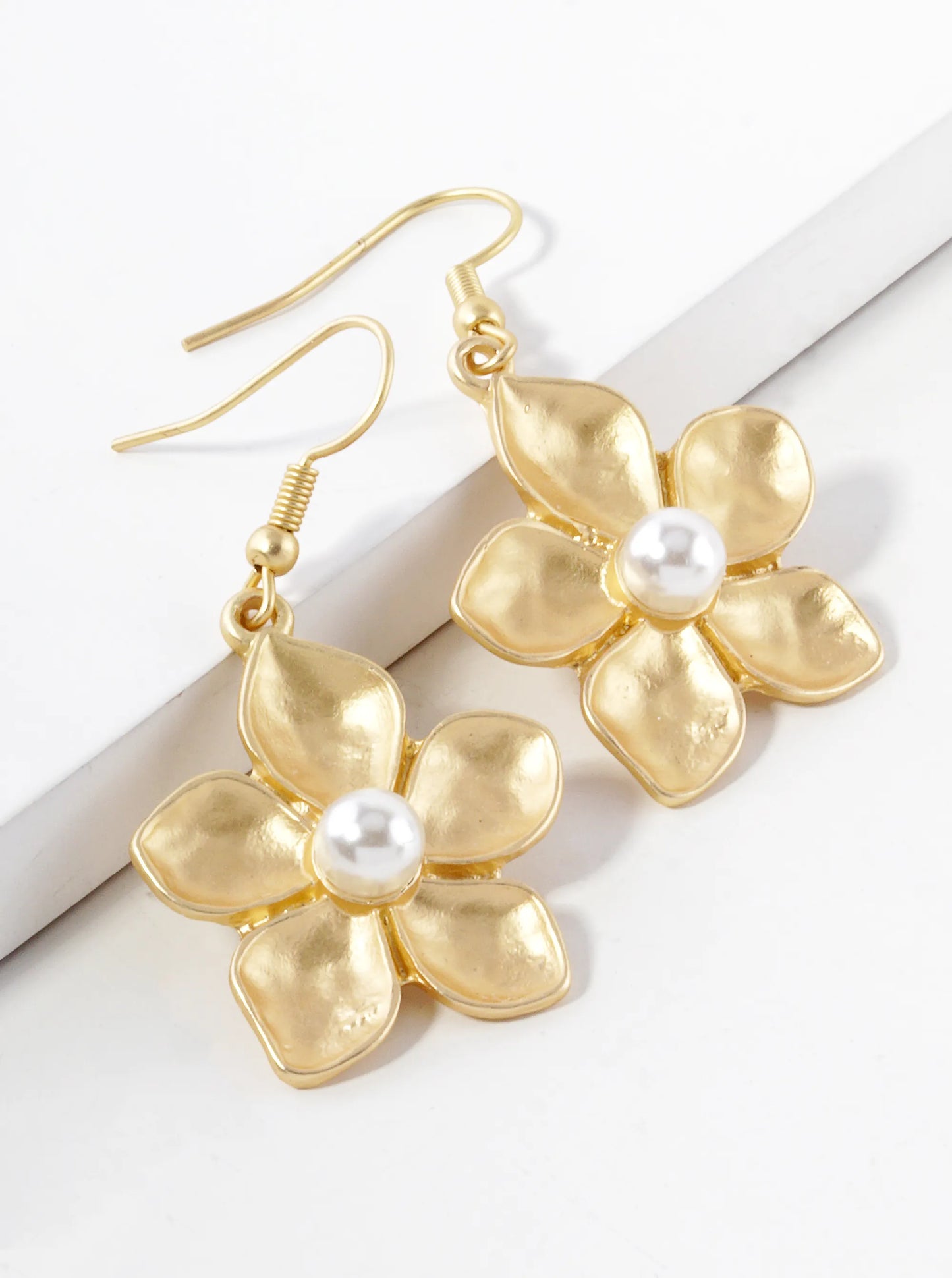 Metal Pearl Flower Dangle Drop Earrings