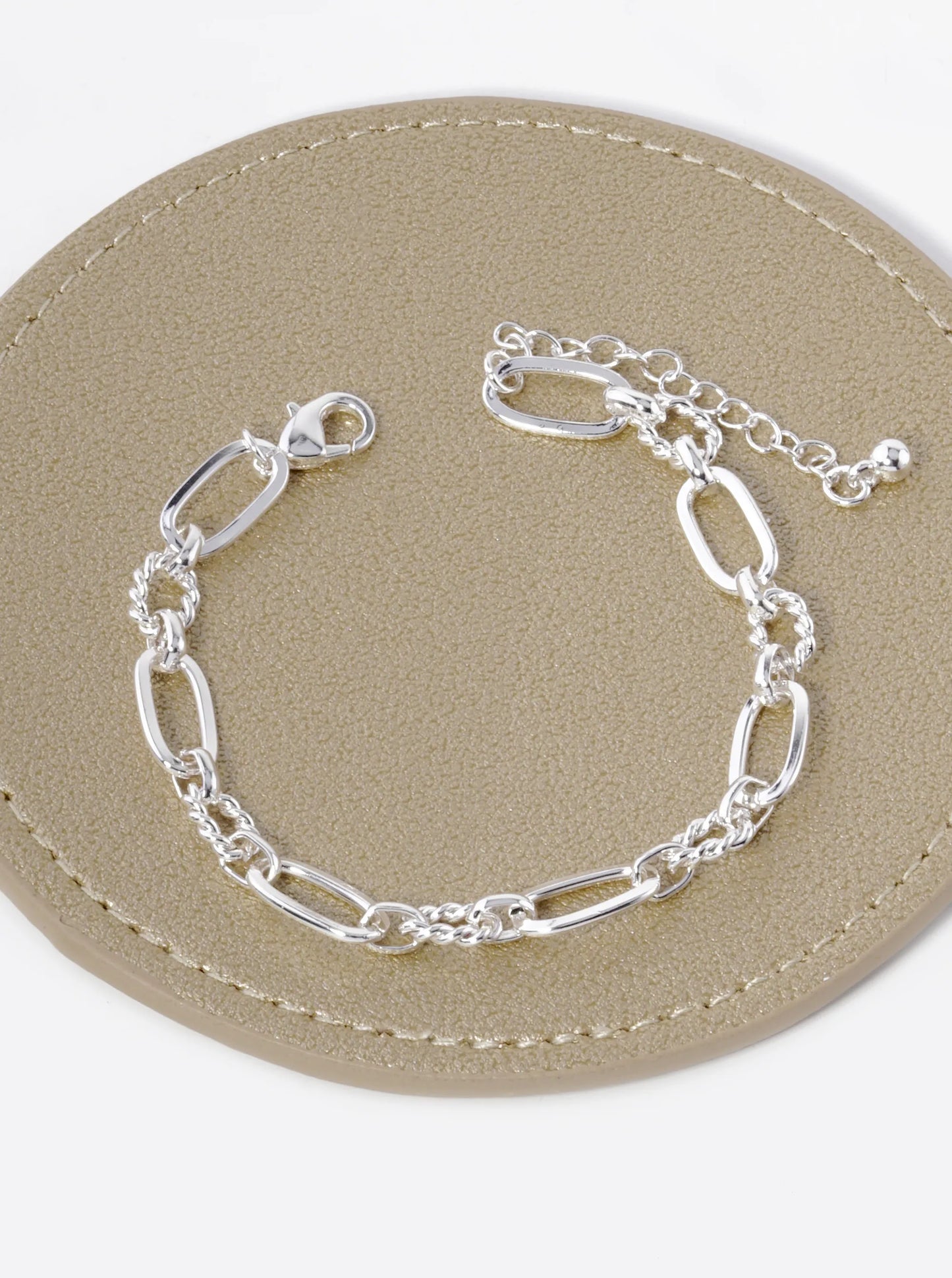 Metal Textured Rope Chain Bracelet