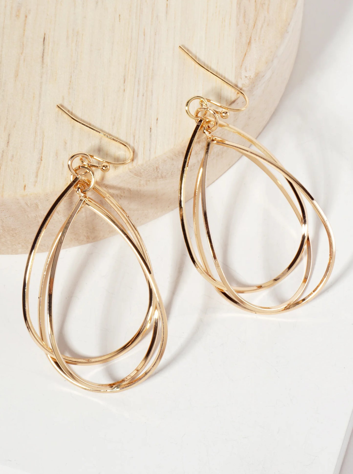 Metal Three-Dimensional Intertwined Teardrop Dangle Earrings