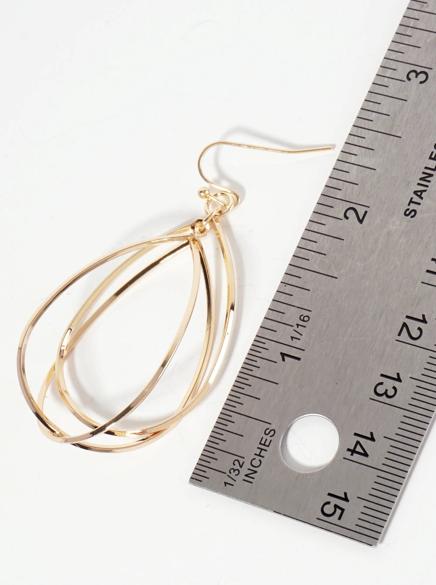 Metal Three-Dimensional Intertwined Teardrop Dangle Earrings