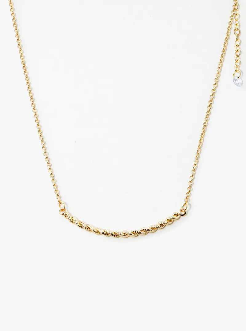 Metal Curved Rope Bar Pendant Necklace