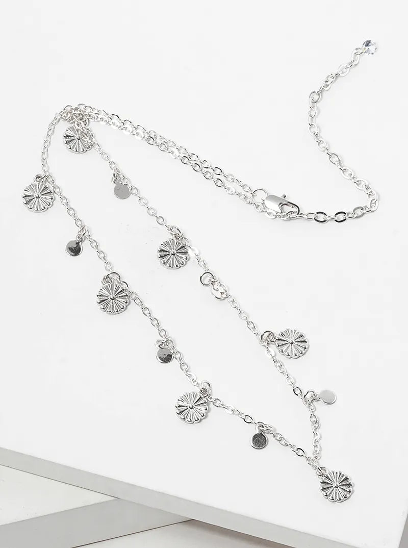 Metal Round Disc And Flower Charm Choker Necklace