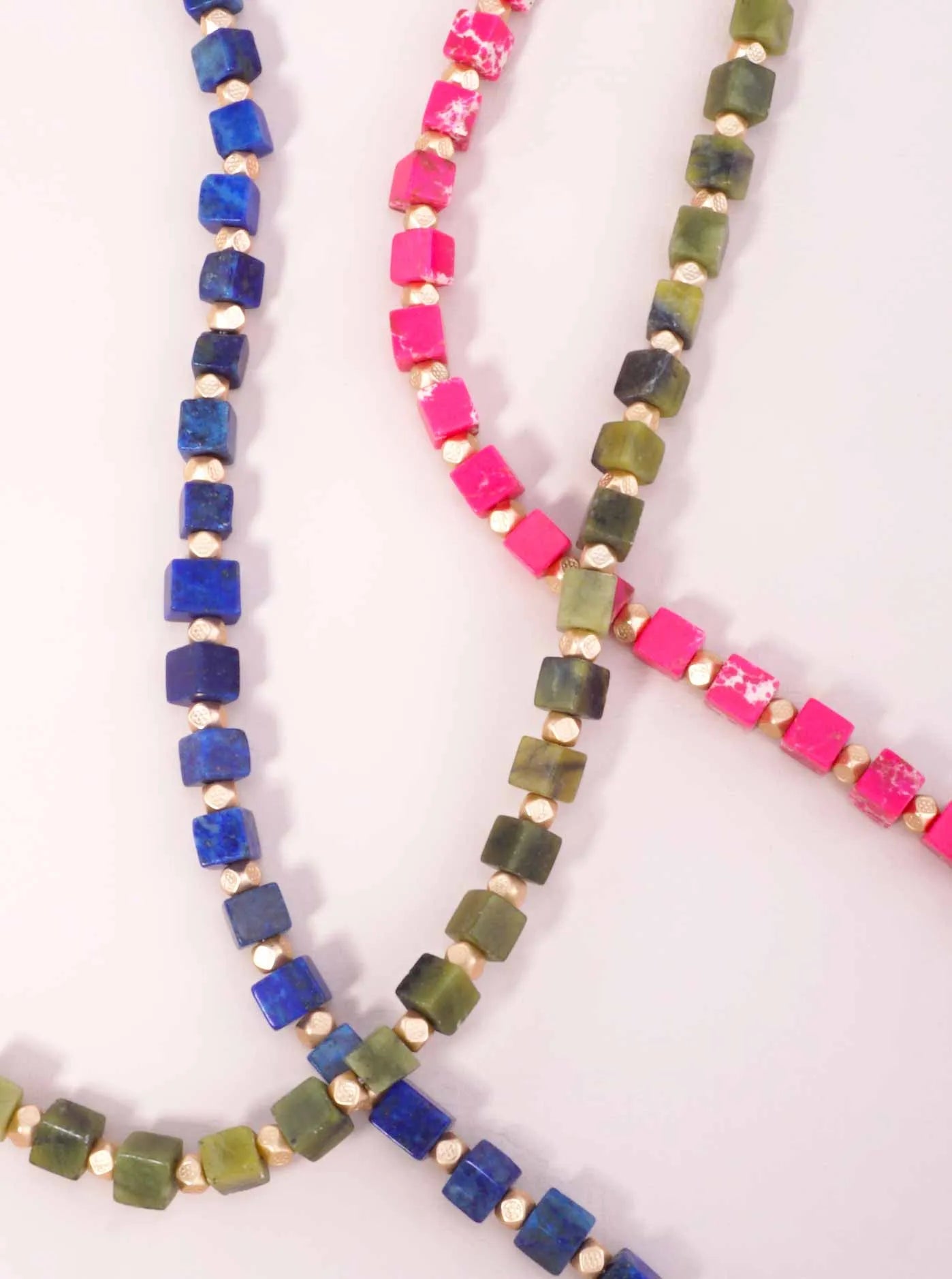 Metallic-Bead-&-Square-Marbled-Stone-Necklace-141-54137-GR-2-UP5VXA06080326K1257.jpg