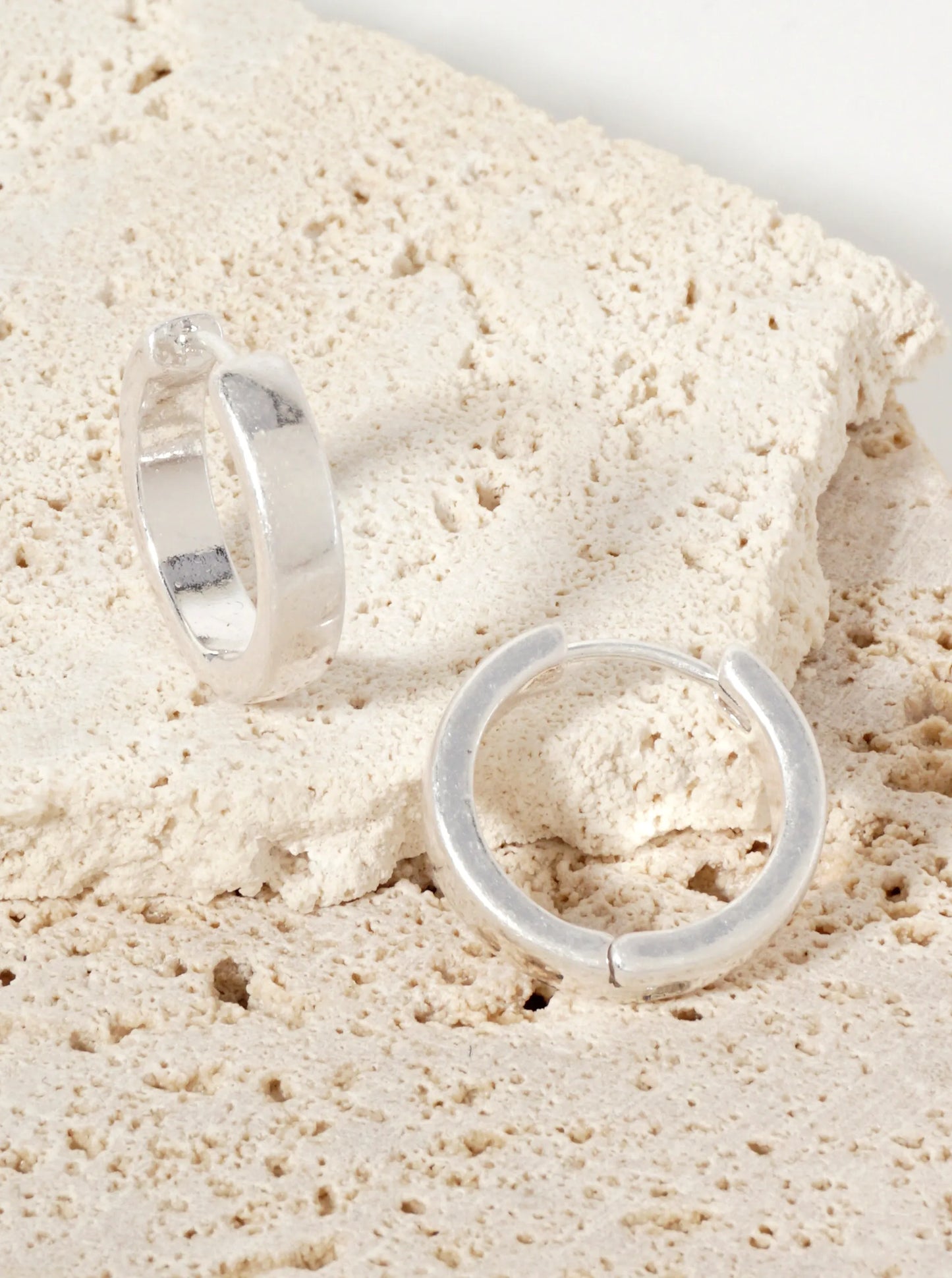 Minimalist 18mm Huggie Hoop Earrings With-Titanium-Post