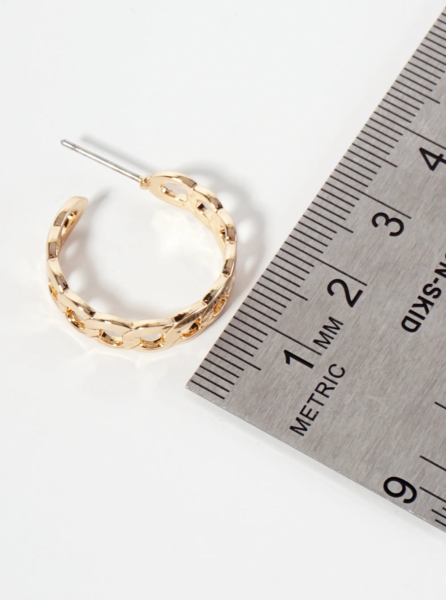 Minimalist 20mm Polished Curb-chain Hoop Earrings